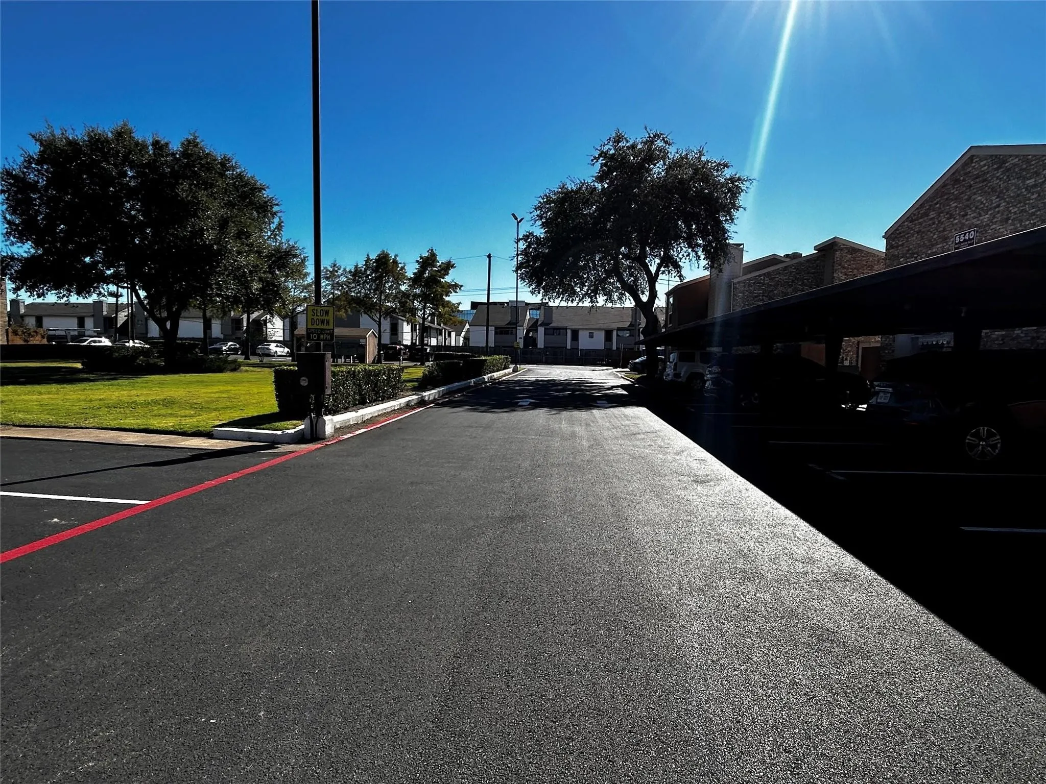 Condominium For Sale in Tarrant County , 5530 Boca Raton Boulevard 189, Fort Worth, Texas 76112, 2 Bedroom, 2 Bathroom, Garage spaces, 1,010 Sqft, built in 1972, mls#21380089, Real Estate Agent in Fort Worth, Homes For Sale in Tarrant county, Homes For Sale in Fort Worth, Realtor in Fort Worth Texas, Real Estate Brokerage Independent Realty Texas, Luminita Cordes Realtor