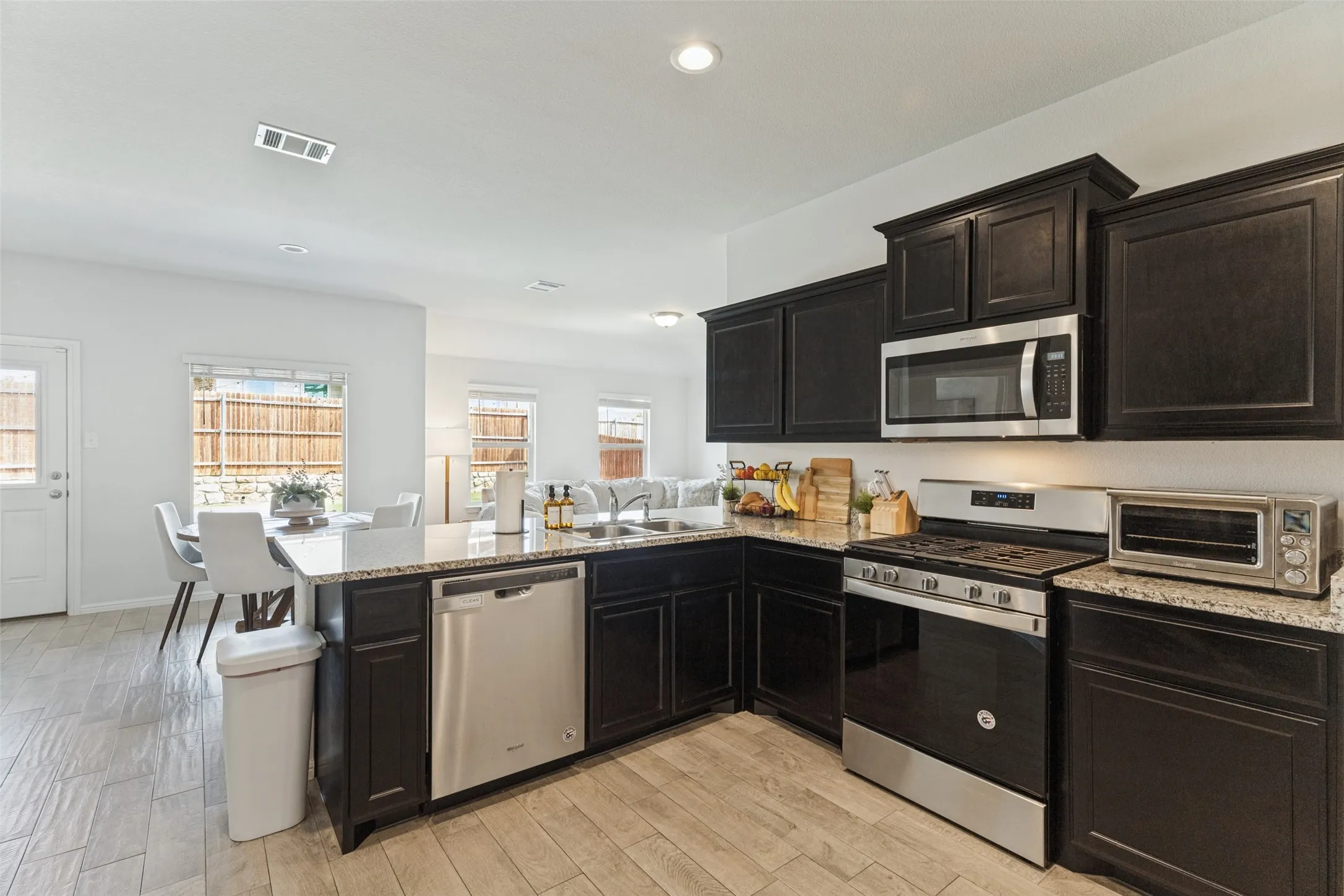 Single Family Residence For Rent in Tarrant County , 9004 Eagles Landing Drive, Fort Worth, Texas 76179, 4 Bedroom, 2 Bathroom, 2 Garage spaces, 1,832 Sqft, built in 2020, mls#21379762, Real Estate Agent in Fort Worth, Homes For Rent in Tarrant county, Homes For Rent in Fort Worth, Realtor in Fort Worth Texas, Real Estate Brokerage Independent Realty Texas, Luminita Cordes Realtor