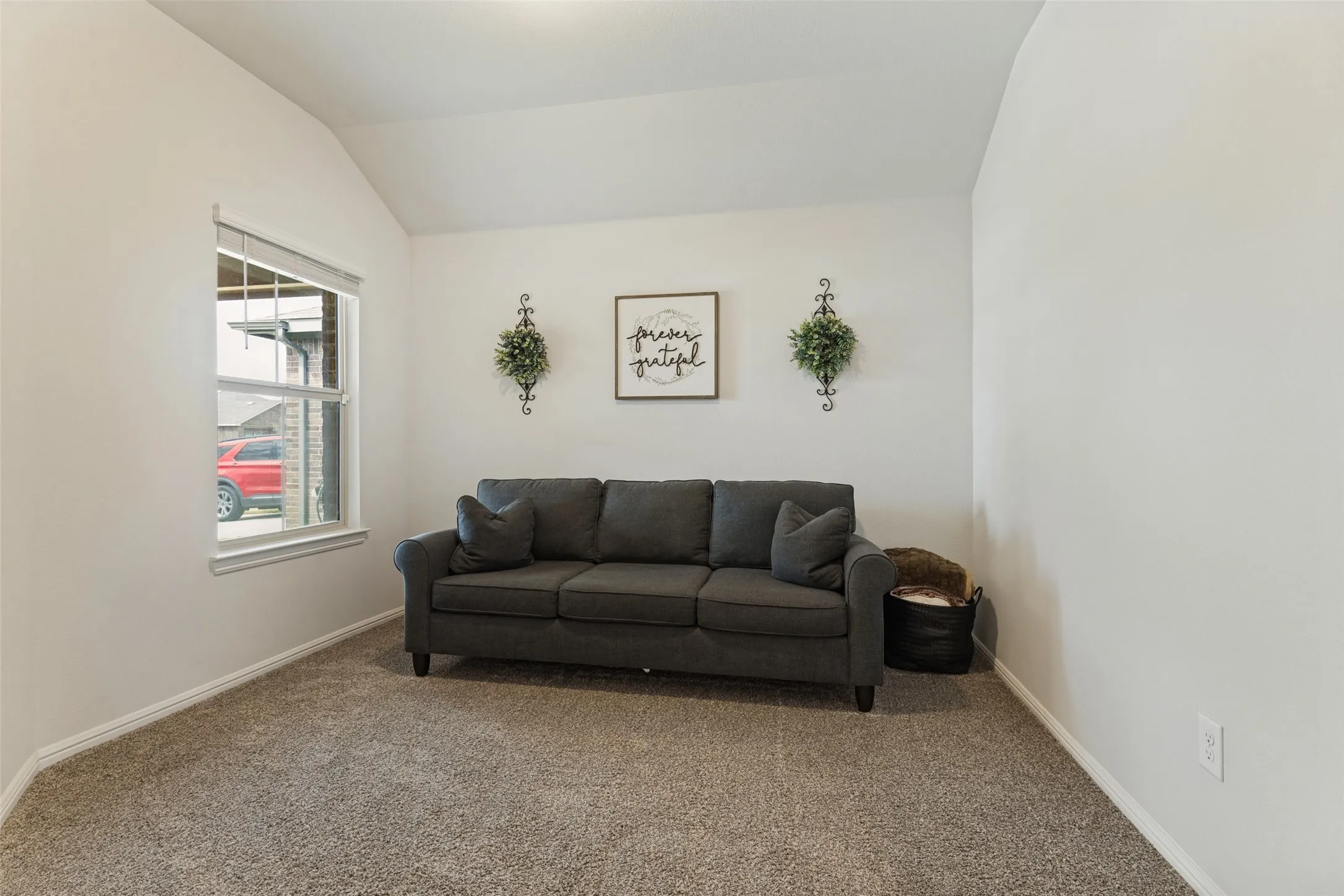 Single Family Residence For Rent in Tarrant County , 9004 Eagles Landing Drive, Fort Worth, Texas 76179, 4 Bedroom, 2 Bathroom, 2 Garage spaces, 1,832 Sqft, built in 2020, mls#21379762, Real Estate Agent in Fort Worth, Homes For Rent in Tarrant county, Homes For Rent in Fort Worth, Realtor in Fort Worth Texas, Real Estate Brokerage Independent Realty Texas, Luminita Cordes Realtor