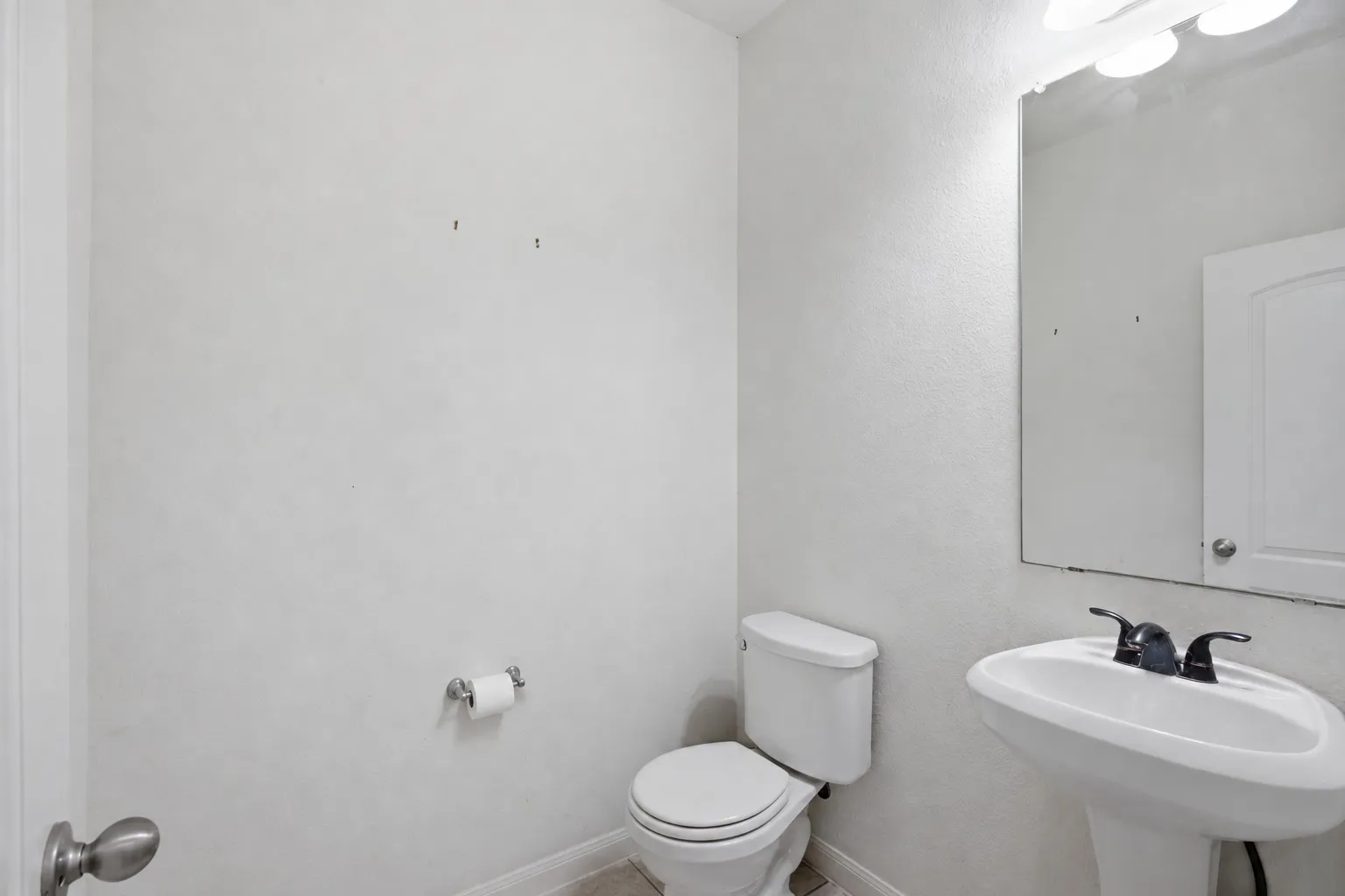 Single Family Residence For Sale in Denton County , 16 Kramer Court, Sanger, Texas 76266, 4 Bedroom, 3 Bathroom, 2 Garage spaces, 2,255 Sqft, built in 2016, mls#21380109, Real Estate Agent in Sanger, Homes For Sale in Denton county, Homes For Sale in Sanger, Realtor in Sanger Texas, Real Estate Brokerage Independent Realty Texas, Luminita Cordes Realtor