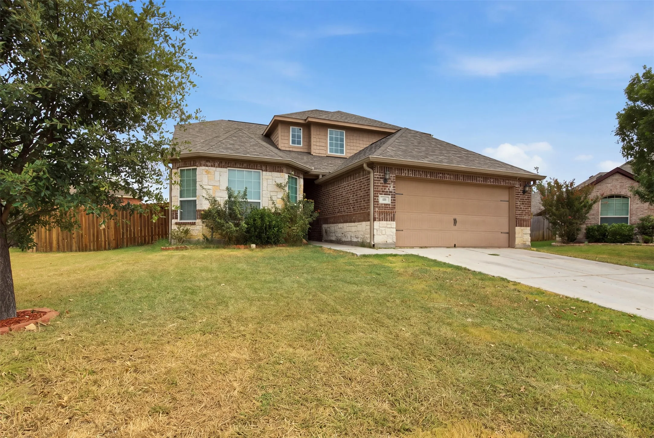 Single Family Residence For Sale in Denton County , 16 Kramer Court, Sanger, Texas 76266, 4 Bedroom, 3 Bathroom, 2 Garage spaces, 2,255 Sqft, built in 2016, mls#21380109, Real Estate Agent in Sanger, Homes For Sale in Denton county, Homes For Sale in Sanger, Realtor in Sanger Texas, Real Estate Brokerage Independent Realty Texas, Luminita Cordes Realtor