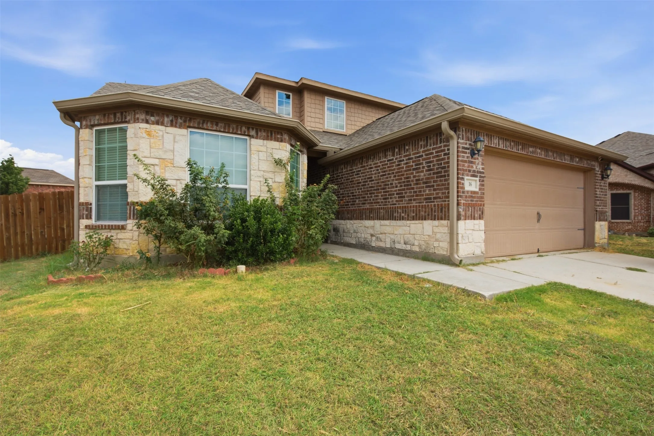 Single Family Residence For Sale in Denton County , 16 Kramer Court, Sanger, Texas 76266, 4 Bedroom, 3 Bathroom, 2 Garage spaces, 2,255 Sqft, built in 2016, mls#21380109, Real Estate Agent in Sanger, Homes For Sale in Denton county, Homes For Sale in Sanger, Realtor in Sanger Texas, Real Estate Brokerage Independent Realty Texas, Luminita Cordes Realtor