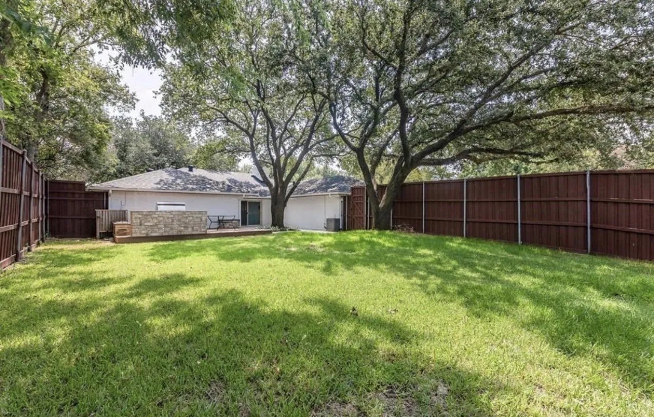 Single Family Residence For Rent in Dallas County , 12329 Cedar Bend Drive, Dallas, Texas 75244, 4 Bedroom, 3 Bathroom, 2 Garage spaces, 2,179 Sqft, built in 1967, mls#21380119, Real Estate Agent in Dallas, Homes For Rent in Dallas county, Homes For Rent in Dallas, Realtor in Dallas Texas, Real Estate Brokerage Independent Realty Texas, Luminita Cordes Realtor
