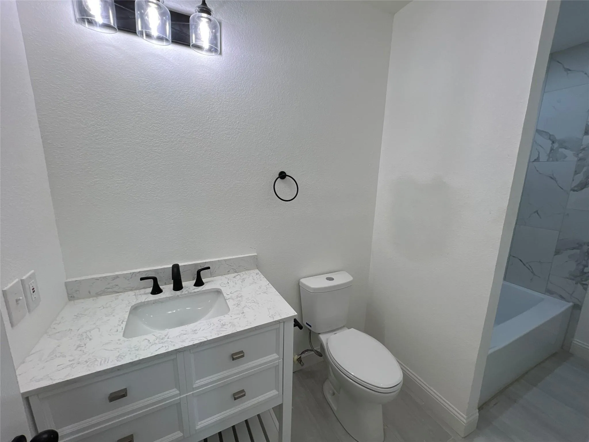 Single Family Residence For Rent in Tarrant County , 3728 Peach Street, Fort Worth, Texas 76040, 3 Bedroom, 2 Bathroom, Garage spaces, 1,150 Sqft, built in 1960, mls#21380118, Real Estate Agent in Fort Worth, Homes For Rent in Tarrant county, Homes For Rent in Fort Worth, Realtor in Fort Worth Texas, Real Estate Brokerage Independent Realty Texas, Luminita Cordes Realtor