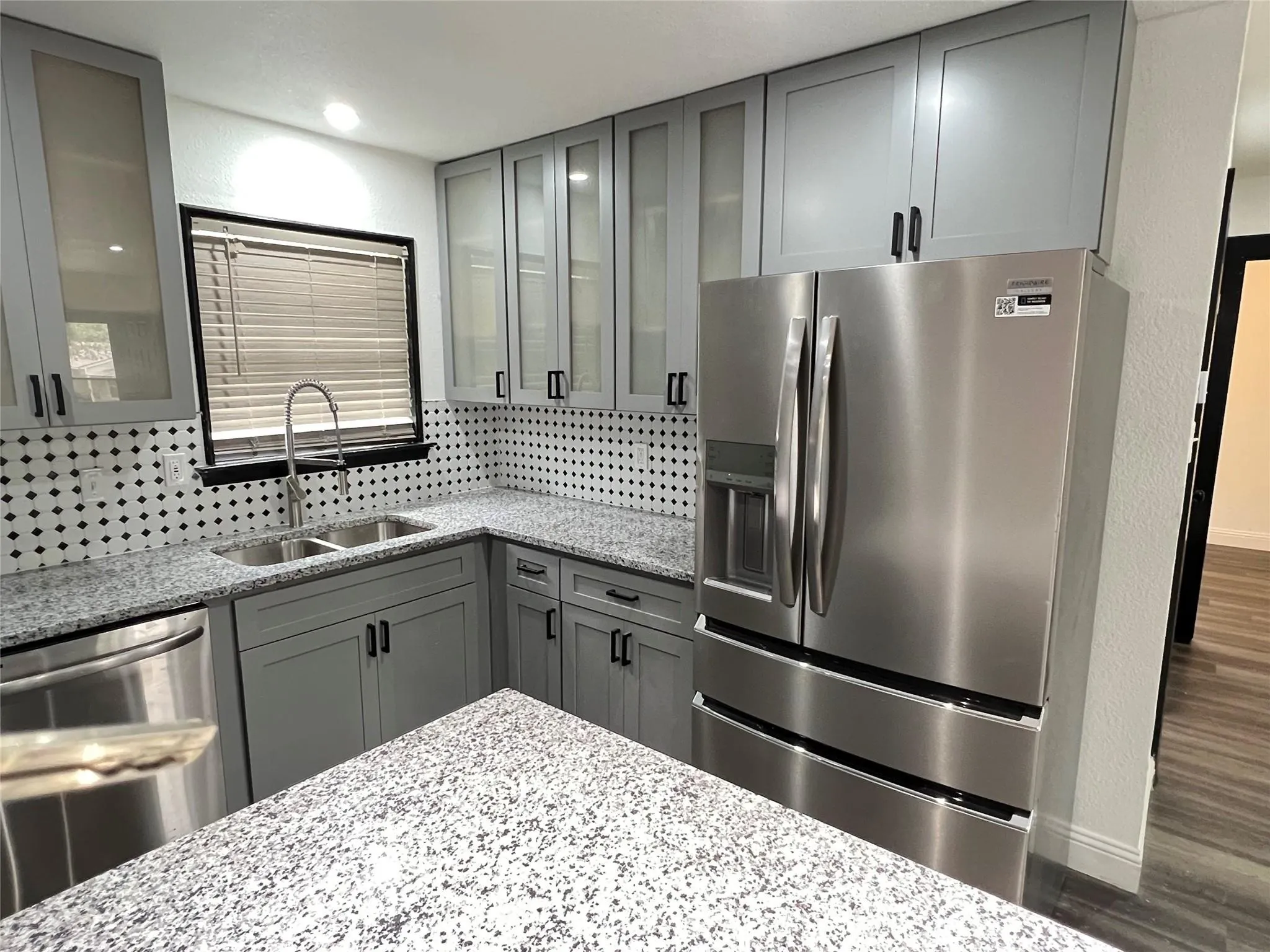 Single Family Residence For Rent in Tarrant County , 3728 Peach Street, Fort Worth, Texas 76040, 3 Bedroom, 2 Bathroom, Garage spaces, 1,150 Sqft, built in 1960, mls#21380118, Real Estate Agent in Fort Worth, Homes For Rent in Tarrant county, Homes For Rent in Fort Worth, Realtor in Fort Worth Texas, Real Estate Brokerage Independent Realty Texas, Luminita Cordes Realtor