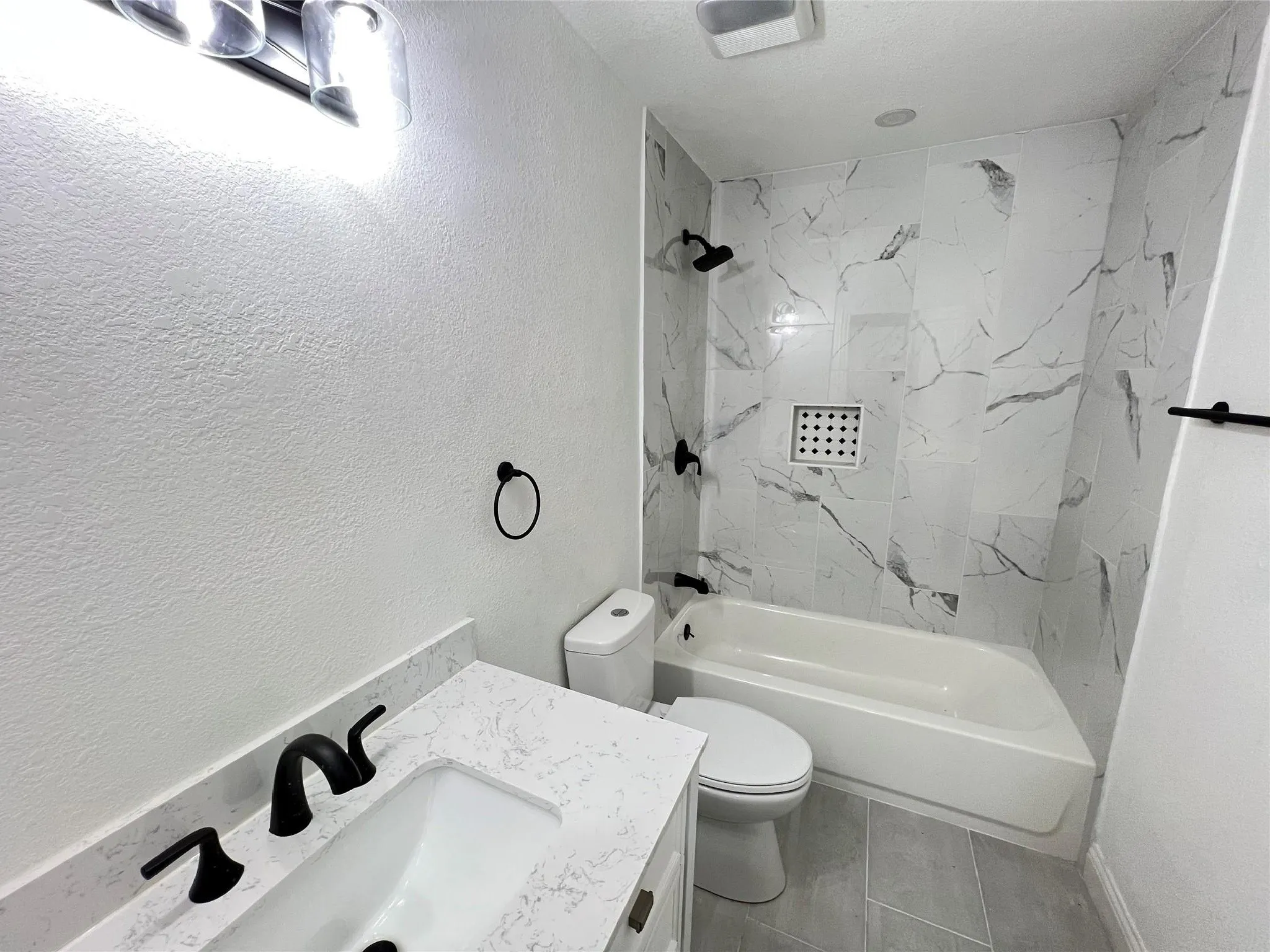 Single Family Residence For Rent in Tarrant County , 3728 Peach Street, Fort Worth, Texas 76040, 3 Bedroom, 2 Bathroom, Garage spaces, 1,150 Sqft, built in 1960, mls#21380118, Real Estate Agent in Fort Worth, Homes For Rent in Tarrant county, Homes For Rent in Fort Worth, Realtor in Fort Worth Texas, Real Estate Brokerage Independent Realty Texas, Luminita Cordes Realtor
