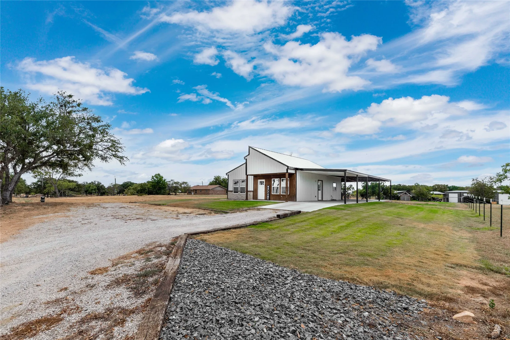 Single Family Residence For Sale in Comanche County , 246 CR 448, De Leon, Texas 76444, 2 Bedroom, 2 Bathroom, Garage spaces, 1,080 Sqft, built in 2024, mls#21378649, Real Estate Agent in De Leon, Homes For Sale in Comanche county, Homes For Sale in De Leon, Realtor in De Leon Texas, Real Estate Brokerage Independent Realty Texas, Luminita Cordes Realtor