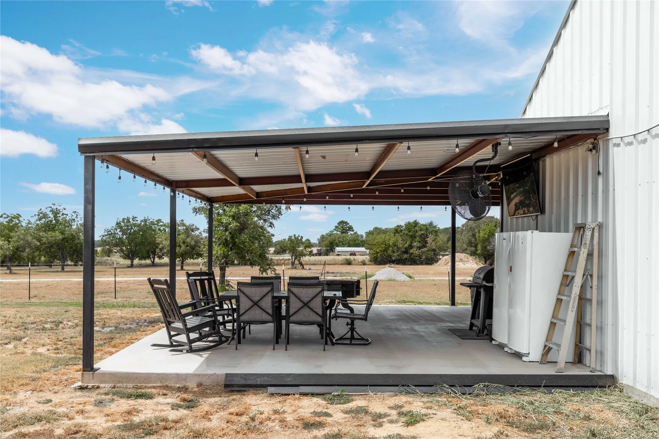 Single Family Residence For Sale in Comanche County , 246 CR 448, De Leon, Texas 76444, 2 Bedroom, 2 Bathroom, Garage spaces, 1,080 Sqft, built in 2024, mls#21378649, Real Estate Agent in De Leon, Homes For Sale in Comanche county, Homes For Sale in De Leon, Realtor in De Leon Texas, Real Estate Brokerage Independent Realty Texas, Luminita Cordes Realtor