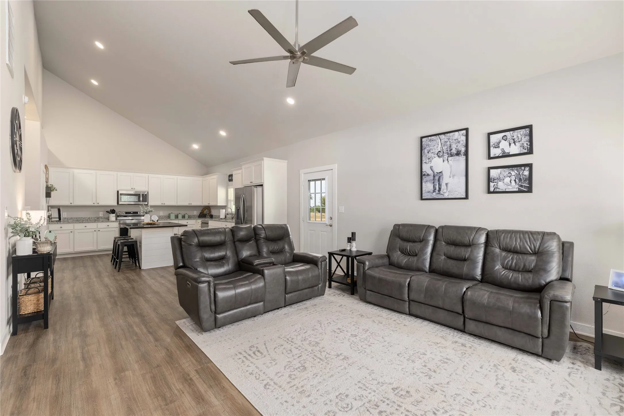 Single Family Residence For Sale in Comanche County , 246 CR 448, De Leon, Texas 76444, 2 Bedroom, 2 Bathroom, Garage spaces, 1,080 Sqft, built in 2024, mls#21378649, Real Estate Agent in De Leon, Homes For Sale in Comanche county, Homes For Sale in De Leon, Realtor in De Leon Texas, Real Estate Brokerage Independent Realty Texas, Luminita Cordes Realtor