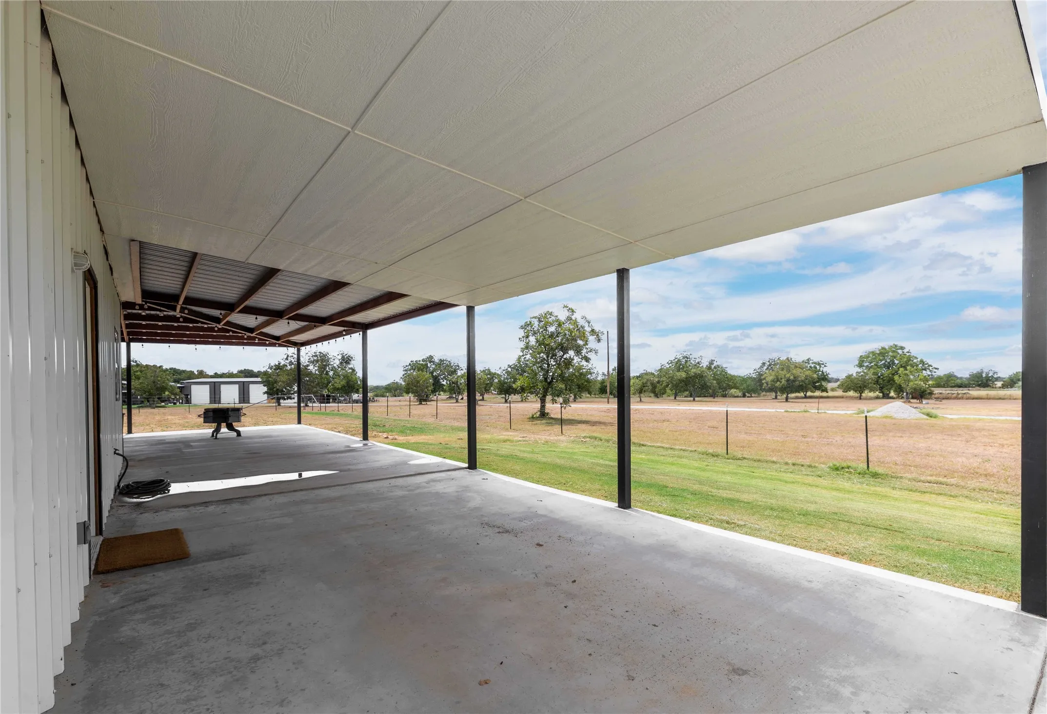 Single Family Residence For Sale in Comanche County , 246 CR 448, De Leon, Texas 76444, 2 Bedroom, 2 Bathroom, Garage spaces, 1,080 Sqft, built in 2024, mls#21378649, Real Estate Agent in De Leon, Homes For Sale in Comanche county, Homes For Sale in De Leon, Realtor in De Leon Texas, Real Estate Brokerage Independent Realty Texas, Luminita Cordes Realtor