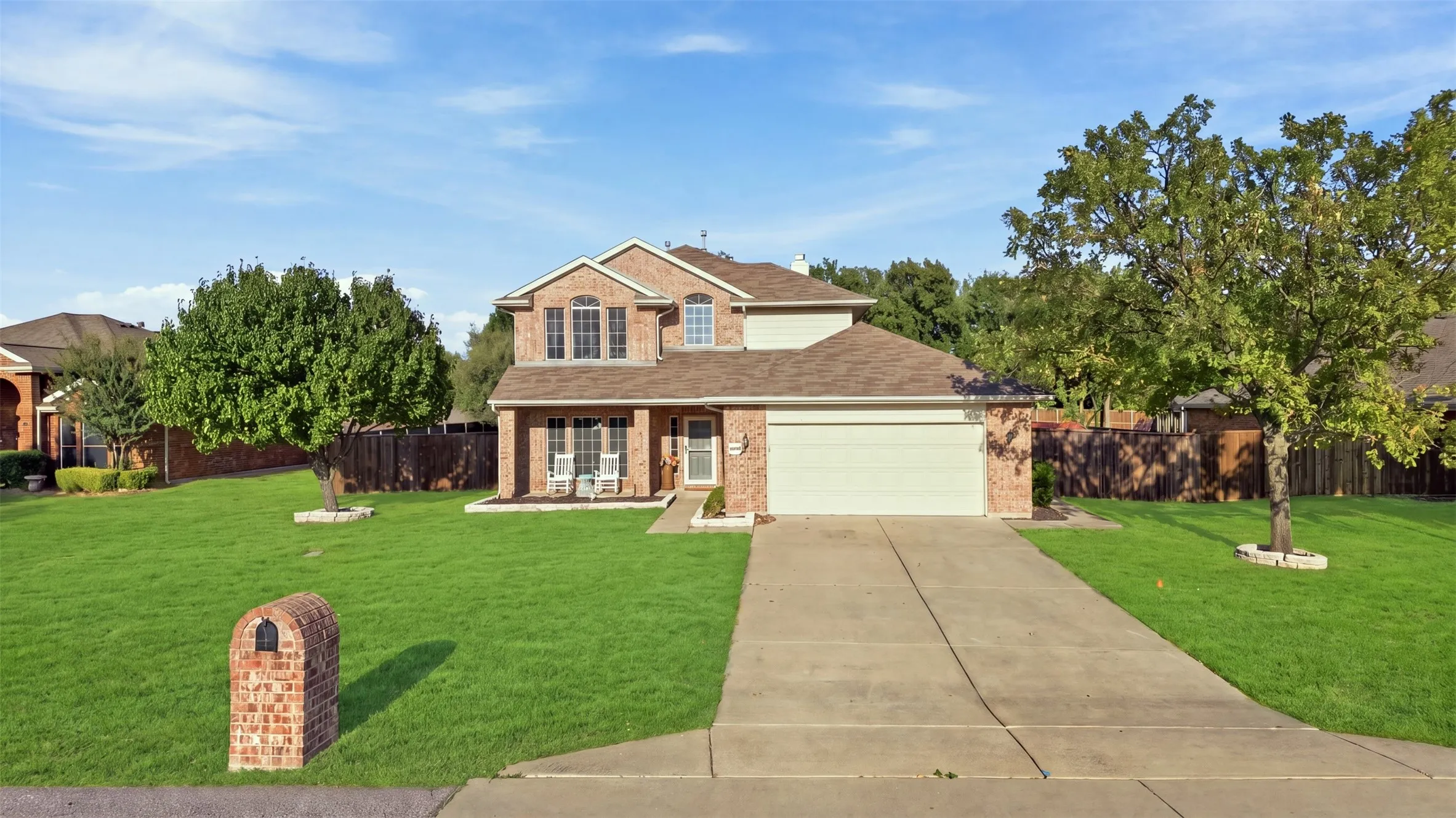 Single Family Residence For Sale in Rockwall County , 2774 Cobblestone Drive, Rockwall, Texas 75087, 3 Bedroom, 3 Bathroom, 2 Garage spaces, 2,448 Sqft, built in 2004, mls#21379383, Real Estate Agent in Rockwall, Homes For Sale in Rockwall county, Homes For Sale in Rockwall, Realtor in Rockwall Texas, Real Estate Brokerage Independent Realty Texas, Luminita Cordes Realtor