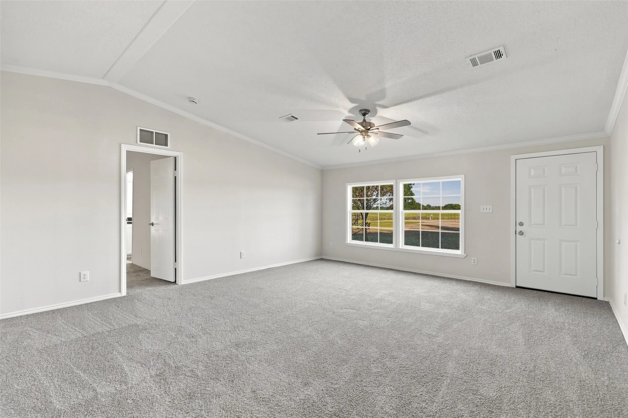 Manufactured Home For Sale in Hood County , 5209 Shaw Road, Tolar, Texas 76476, 4 Bedroom, 3 Bathroom, Garage spaces, 2,280 Sqft, built in 2007, mls#21377649, Real Estate Agent in Tolar, Homes For Sale in Hood county, Homes For Sale in Tolar, Realtor in Tolar Texas, Real Estate Brokerage Independent Realty Texas, Luminita Cordes Realtor