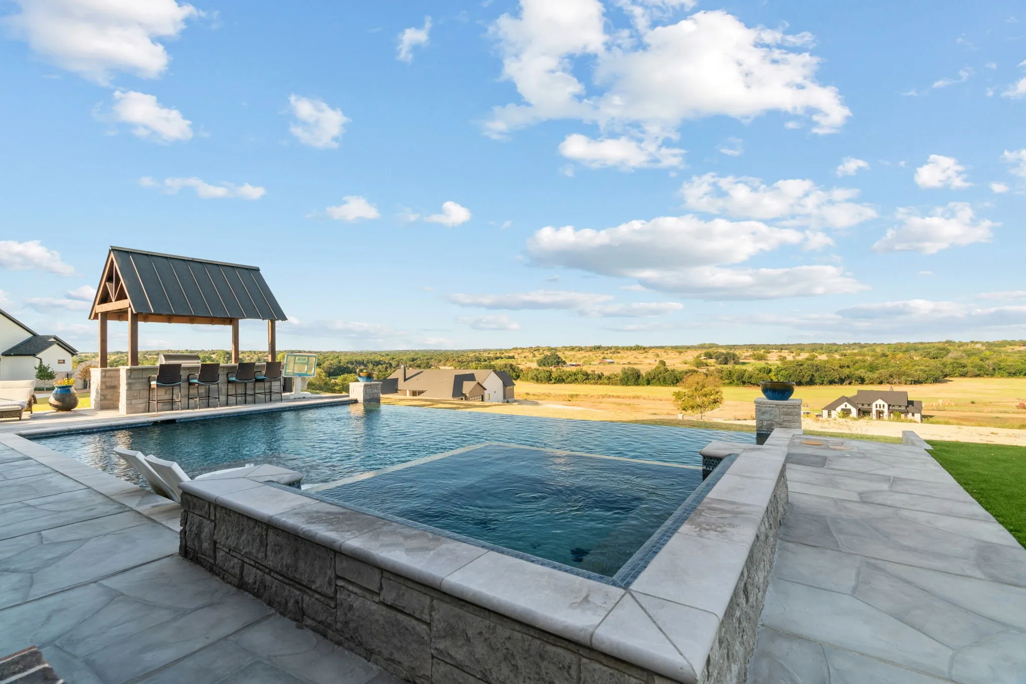 Single Family Residence For Sale in Parker County , 210 Wren View, Weatherford, Texas 76087, 4 Bedroom, 4 Bathroom, 3 Garage spaces, 4,329 Sqft, built in 2022, mls#21375894, Real Estate Agent in Weatherford, Homes For Sale in Parker county, Homes For Sale in Weatherford, Realtor in Weatherford Texas, Real Estate Brokerage Independent Realty Texas, Luminita Cordes Realtor