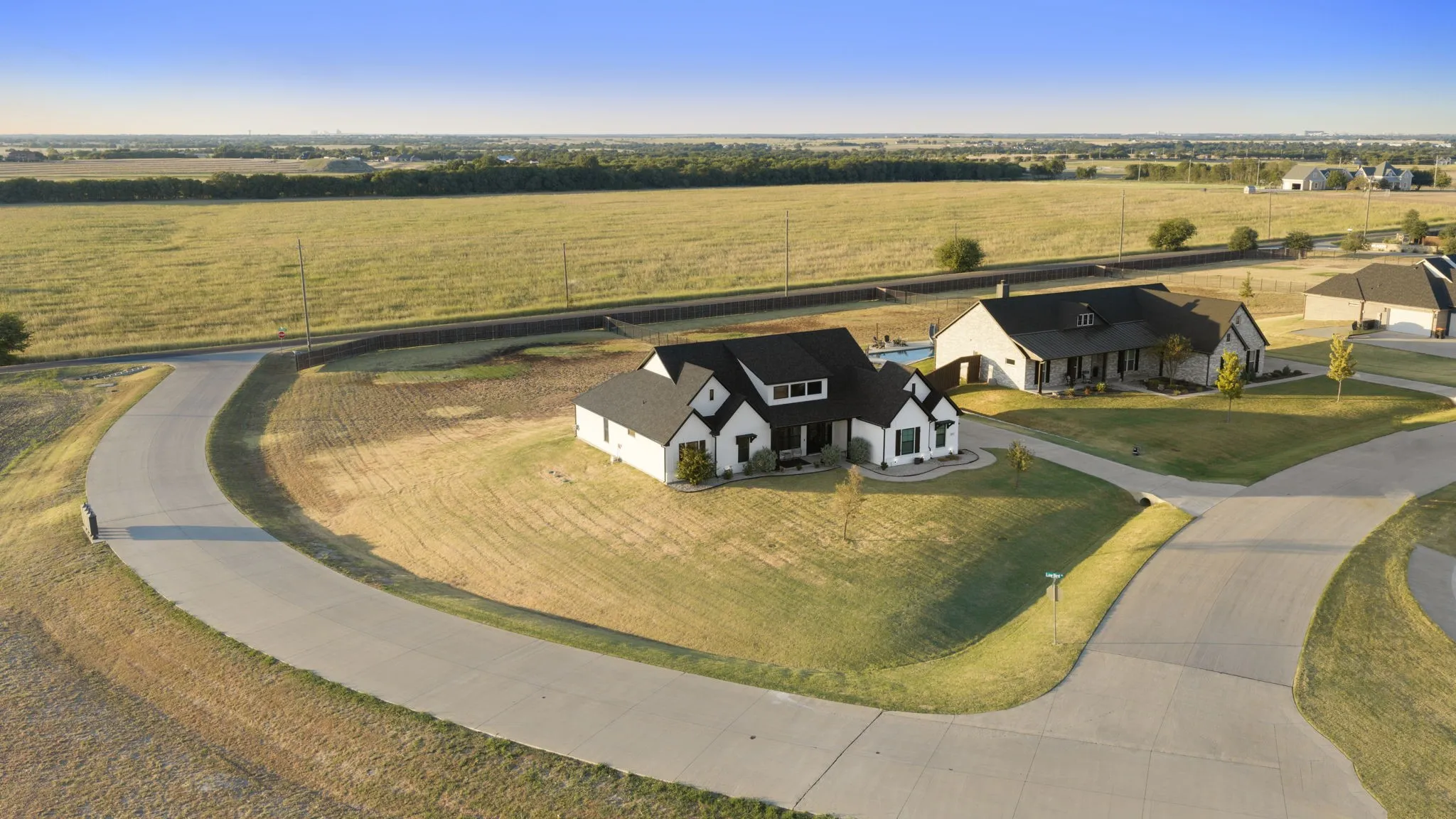 Single Family Residence For Sale in Ellis County , 870 Dove Meadow Trail, Waxahachie, Texas 75167, 4 Bedroom, 2 Bathroom, 3 Garage spaces, 2,568 Sqft, built in 2021, mls#21380090, Real Estate Agent in Waxahachie, Homes For Sale in Ellis county, Homes For Sale in Waxahachie, Realtor in Waxahachie Texas, Real Estate Brokerage Independent Realty Texas, Luminita Cordes Realtor