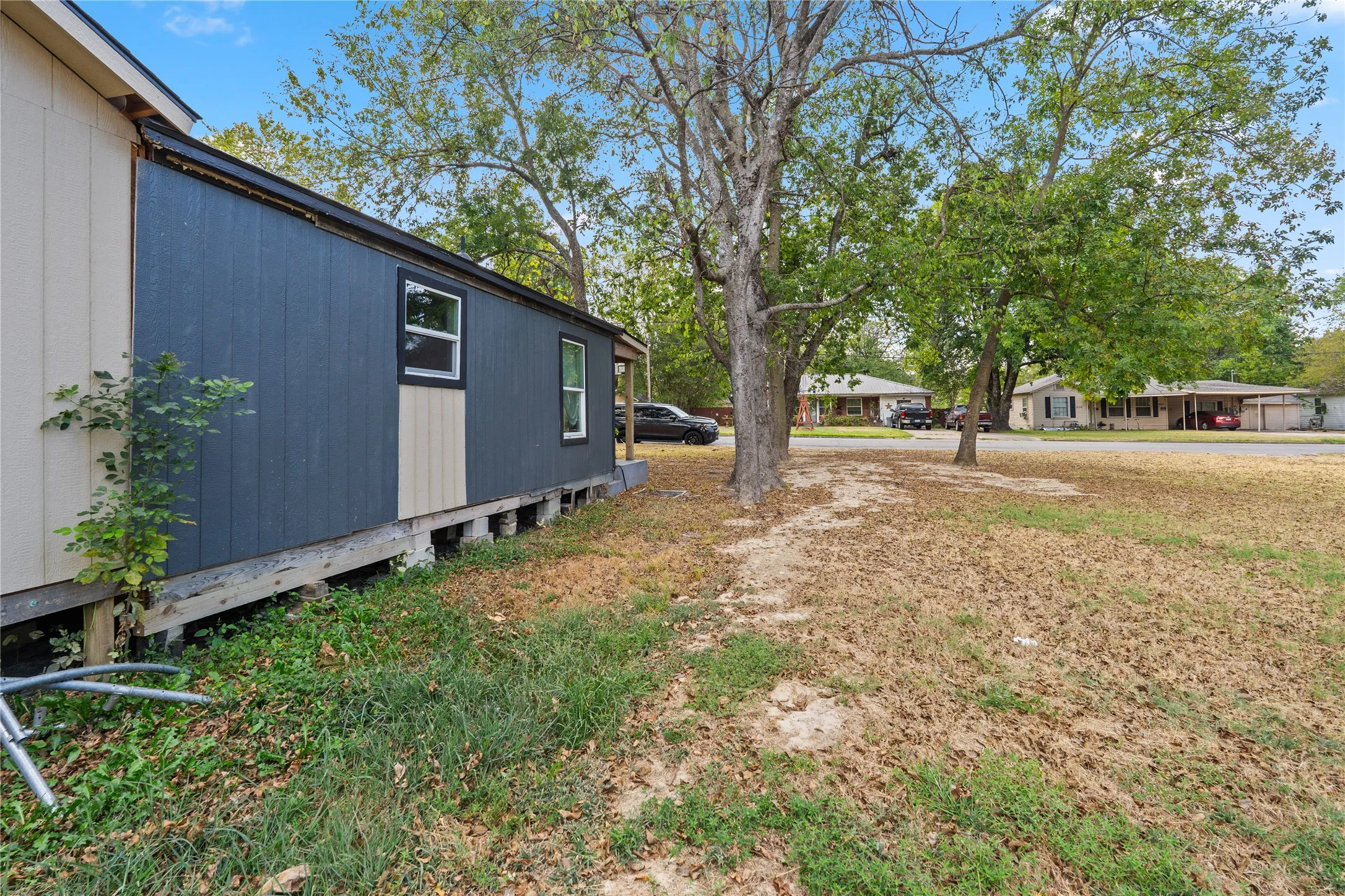 Single Family Residence For Sale in Hopkins County , 1036 Davis Street N, Sulphur Springs, Texas 75482, 0, 0, Garage spaces, 1,359 Sqft, built in 1950, mls#21380123, Real Estate Agent in Sulphur Springs, Homes For Sale in Hopkins county, Homes For Sale in Sulphur Springs, Realtor in Sulphur Springs Texas, Real Estate Brokerage Independent Realty Texas, Luminita Cordes Realtor