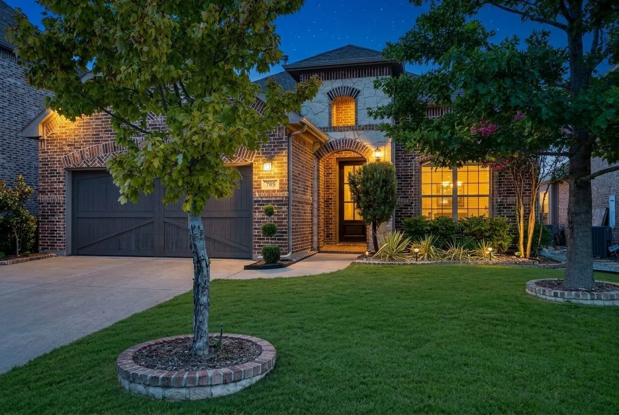 Single Family Residence For Sale in Rockwall County , 788 Bordeaux Drive, Rockwall, Texas 75087, 3 Bedroom, 2 Bathroom, 2 Garage spaces, 2,018 Sqft, built in 2016, mls#21380132, Real Estate Agent in Rockwall, Homes For Sale in Rockwall county, Homes For Sale in Rockwall, Realtor in Rockwall Texas, Real Estate Brokerage Independent Realty Texas, Luminita Cordes Realtor