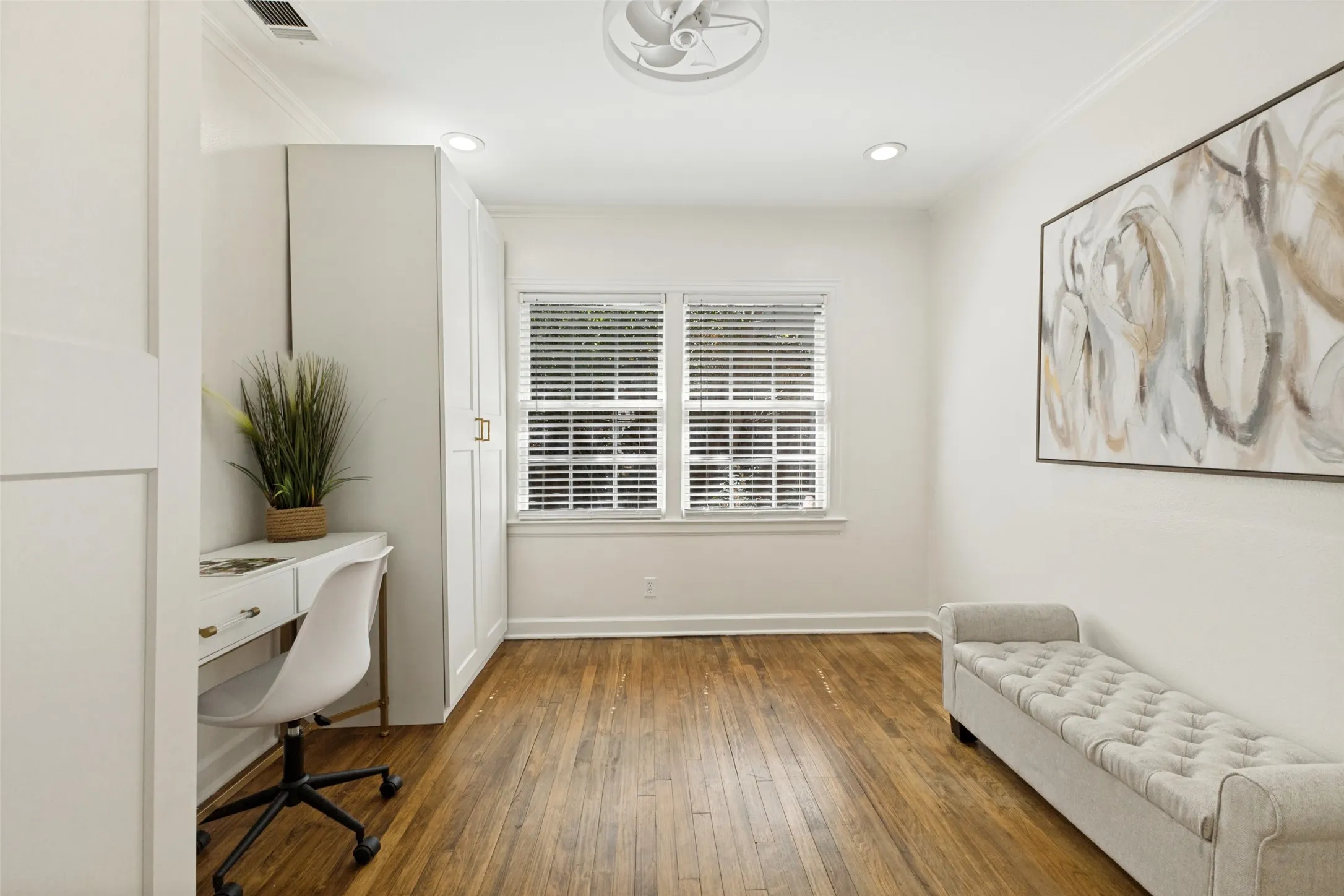 Bonus bedroom, office, or second living area. Your choice!