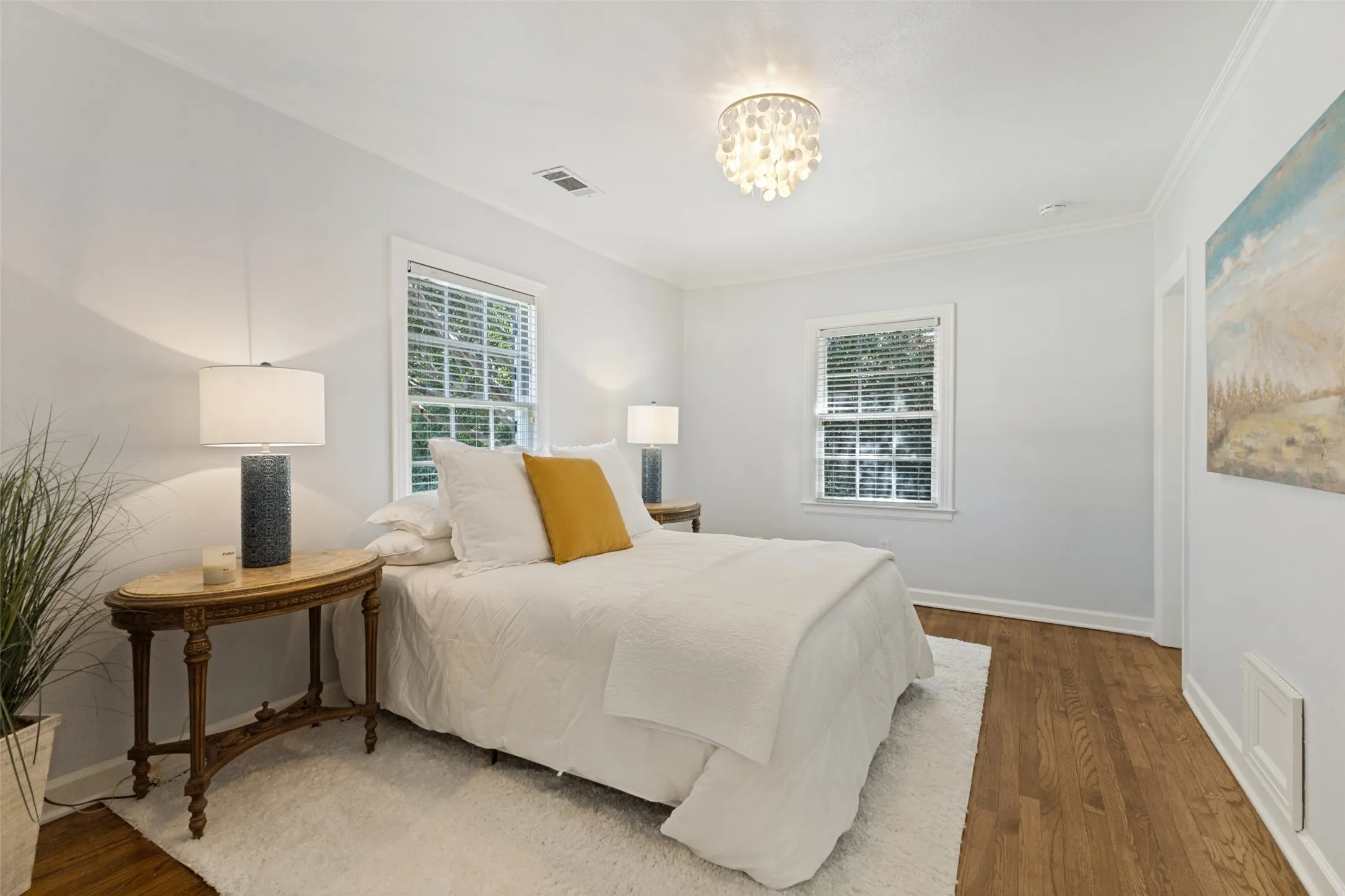 This primary bedroom has its very own ensuite bathroom and walk-in closet.