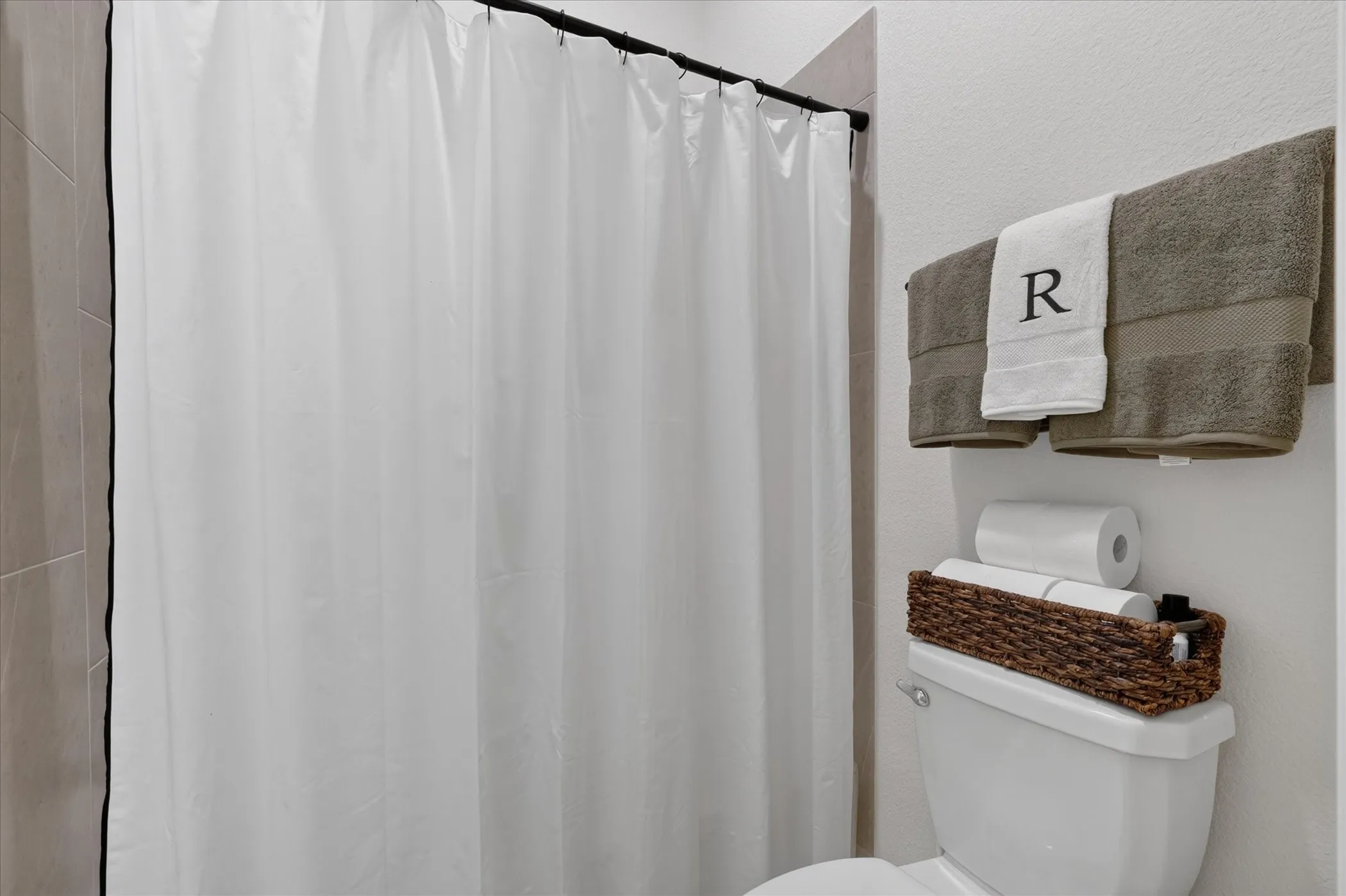 Single Family Residence For Sale in Rockwall County , 1026 Upland Court, Rockwall, Texas 75087, 4 Bedroom, 4 Bathroom, 2 Garage spaces, 2,850 Sqft, built in 2025, mls#21380082, Real Estate Agent in Rockwall, Homes For Sale in Rockwall county, Homes For Sale in Rockwall, Realtor in Rockwall Texas, Real Estate Brokerage Independent Realty Texas, Luminita Cordes Realtor
