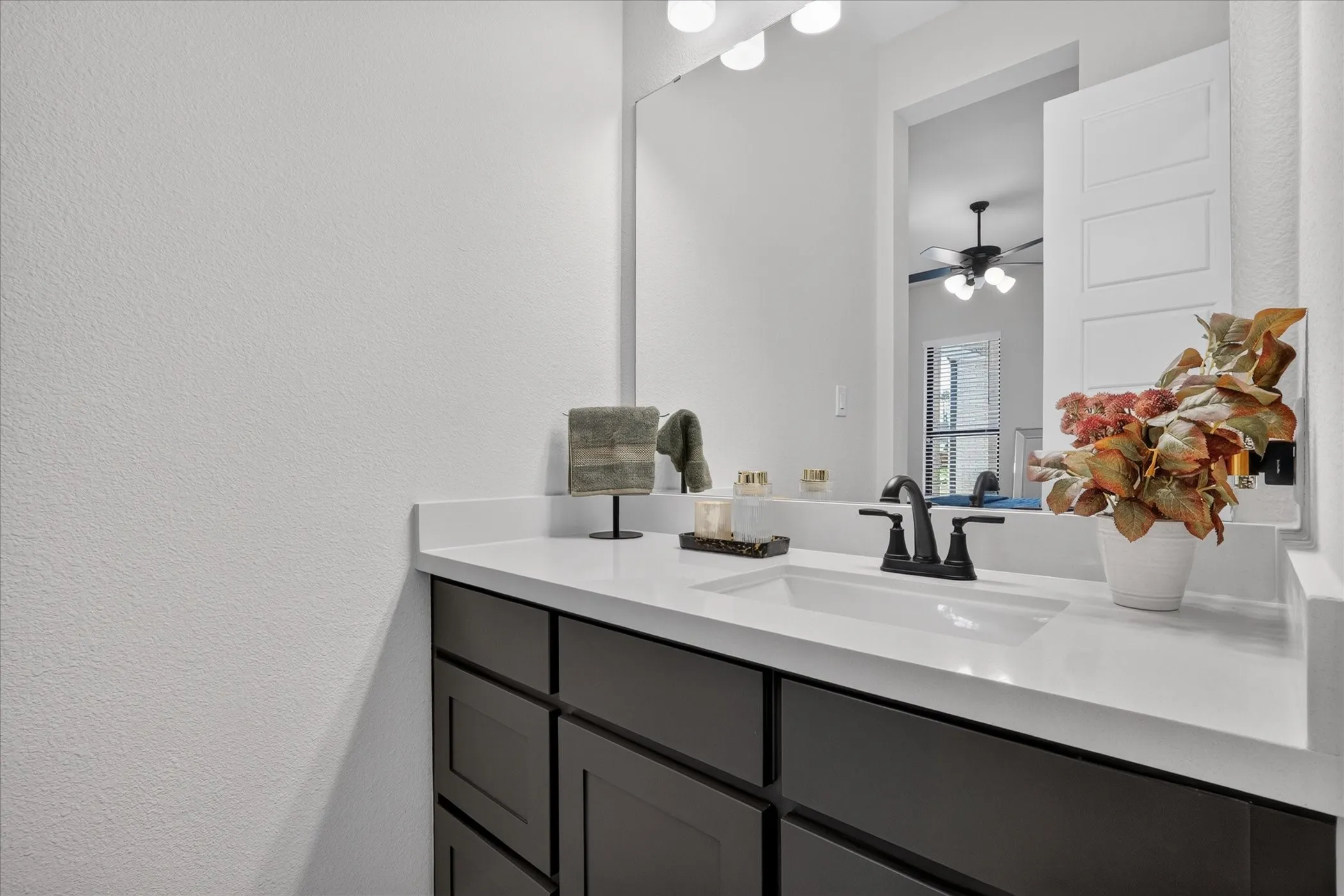Single Family Residence For Sale in Rockwall County , 1026 Upland Court, Rockwall, Texas 75087, 4 Bedroom, 4 Bathroom, 2 Garage spaces, 2,850 Sqft, built in 2025, mls#21380082, Real Estate Agent in Rockwall, Homes For Sale in Rockwall county, Homes For Sale in Rockwall, Realtor in Rockwall Texas, Real Estate Brokerage Independent Realty Texas, Luminita Cordes Realtor