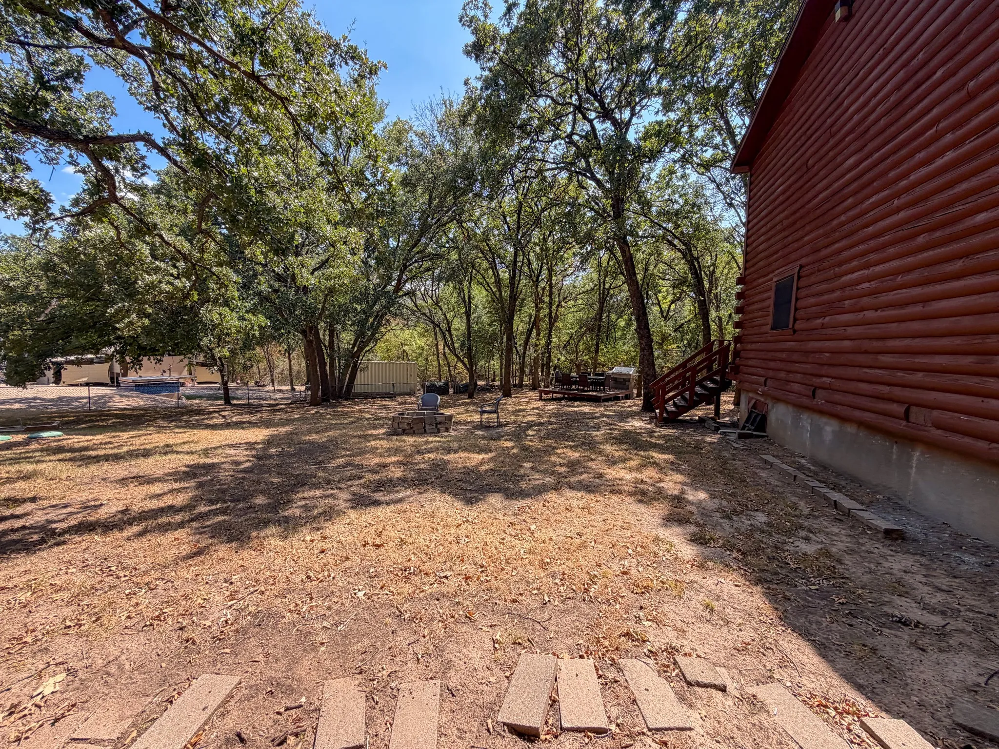 Single Family Residence For Rent in Grayson County , 111 Rocky Road, Pottsboro, Texas 75076, 2 Bedroom, 2 Bathroom, 1 Garage spaces, 1,552 Sqft, built in 2000, mls#21380149, Real Estate Agent in Pottsboro, Homes For Rent in Grayson county, Homes For Rent in Pottsboro, Realtor in Pottsboro Texas, Real Estate Brokerage Independent Realty Texas, Luminita Cordes Realtor