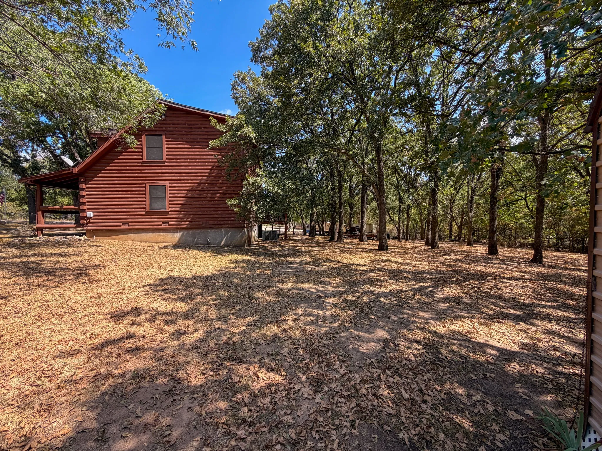 Single Family Residence For Rent in Grayson County , 111 Rocky Road, Pottsboro, Texas 75076, 2 Bedroom, 2 Bathroom, 1 Garage spaces, 1,552 Sqft, built in 2000, mls#21380149, Real Estate Agent in Pottsboro, Homes For Rent in Grayson county, Homes For Rent in Pottsboro, Realtor in Pottsboro Texas, Real Estate Brokerage Independent Realty Texas, Luminita Cordes Realtor