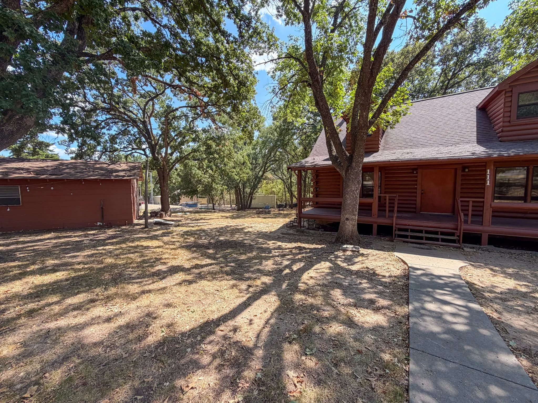 Single Family Residence For Rent in Grayson County , 111 Rocky Road, Pottsboro, Texas 75076, 2 Bedroom, 2 Bathroom, 1 Garage spaces, 1,552 Sqft, built in 2000, mls#21380149, Real Estate Agent in Pottsboro, Homes For Rent in Grayson county, Homes For Rent in Pottsboro, Realtor in Pottsboro Texas, Real Estate Brokerage Independent Realty Texas, Luminita Cordes Realtor