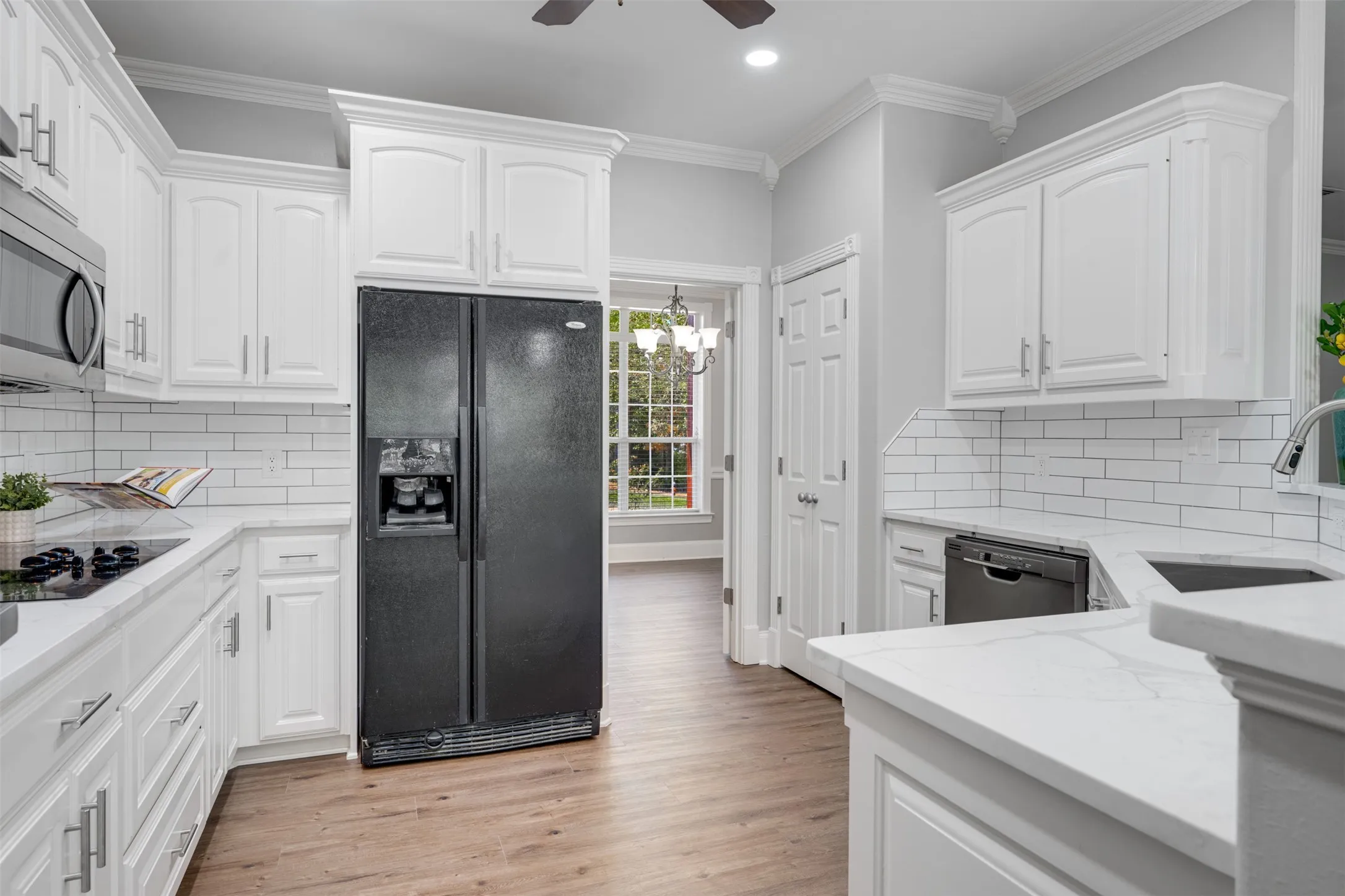 Single Family Residence For Sale in Smith County , 16502 Caddo Trail, Bullard, Texas 75757, 3 Bedroom, 2 Bathroom, 2 Garage spaces, 2,473 Sqft, built in 2004, mls#21380167, Real Estate Agent in Bullard, Homes For Sale in Smith county, Homes For Sale in Bullard, Realtor in Bullard Texas, Real Estate Brokerage Independent Realty Texas, Luminita Cordes Realtor