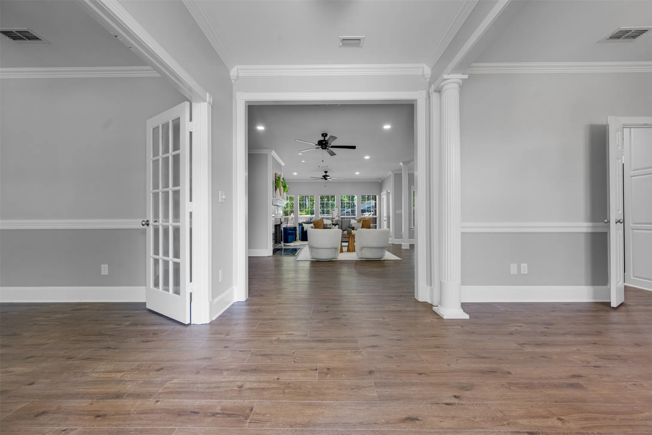 Single Family Residence For Sale in Smith County , 16502 Caddo Trail, Bullard, Texas 75757, 3 Bedroom, 2 Bathroom, 2 Garage spaces, 2,473 Sqft, built in 2004, mls#21380167, Real Estate Agent in Bullard, Homes For Sale in Smith county, Homes For Sale in Bullard, Realtor in Bullard Texas, Real Estate Brokerage Independent Realty Texas, Luminita Cordes Realtor