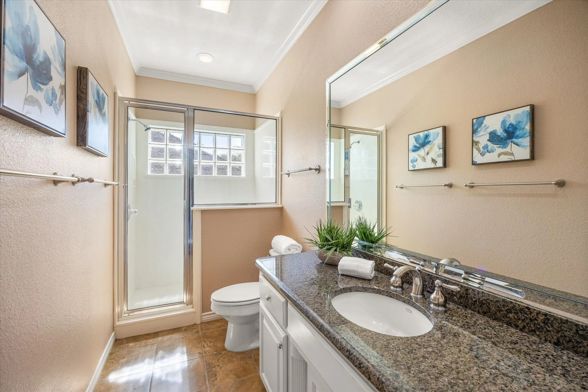 Light filled 2nd bath that services Bedrooms 2 & 3 and guests.