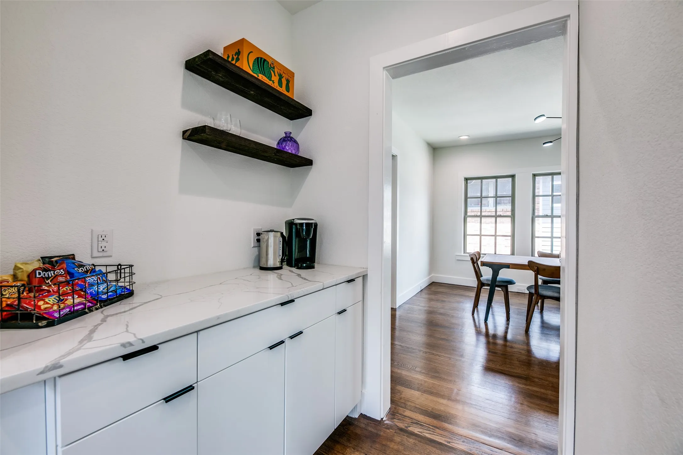 Office For Rent in Dallas County , 4106 Swiss Avenue, Dallas, Texas 75204, 0, 0, Garage spaces, 0 Sqft, built in 1928, mls#21380124, Real Estate Agent in Dallas, Homes For Rent in Dallas county, Homes For Rent in Dallas, Realtor in Dallas Texas, Real Estate Brokerage Independent Realty Texas, Luminita Cordes Realtor