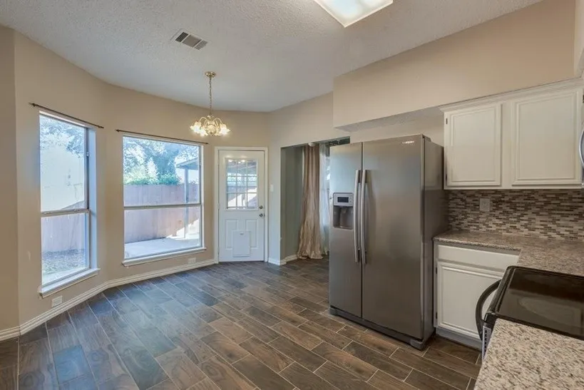 Single Family Residence For Rent in Collin County , 6832 Bellehaven Drive, Plano, Texas 75023, 4 Bedroom, 3 Bathroom, 2 Garage spaces, 1,917 Sqft, built in 1991, mls#21380176, Real Estate Agent in Plano, Homes For Rent in Collin county, Homes For Rent in Plano, Realtor in Plano Texas, Real Estate Brokerage Independent Realty Texas, Luminita Cordes Realtor