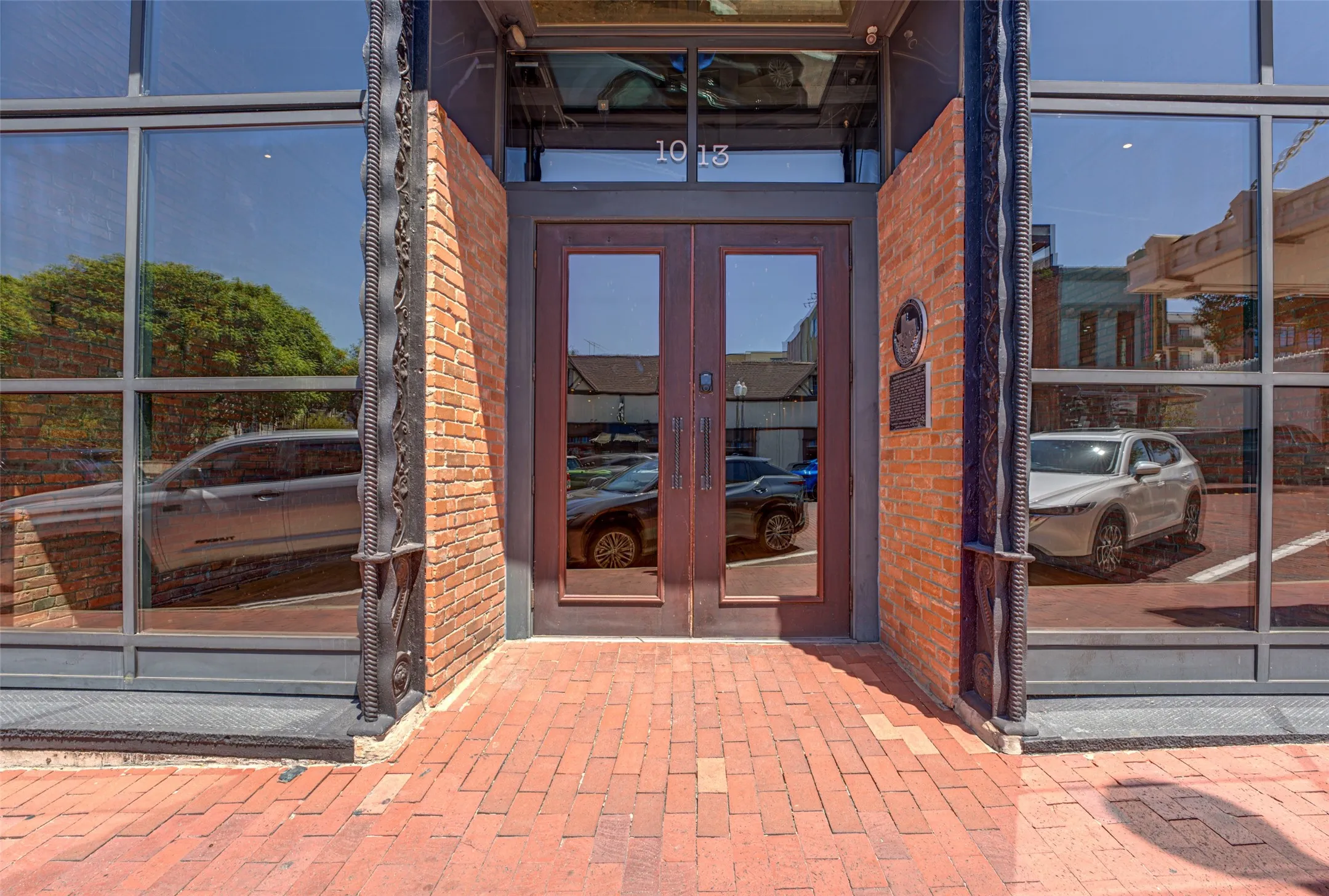 Retail For Sale in Collin County , 1013 E 15th Street, Plano, Texas 75074, 0, 0, Garage spaces, 0 Sqft, built in 1895, mls#21369162, Real Estate Agent in Plano, Homes For Sale in Collin county, Homes For Sale in Plano, Realtor in Plano Texas, Real Estate Brokerage Independent Realty Texas, Luminita Cordes Realtor