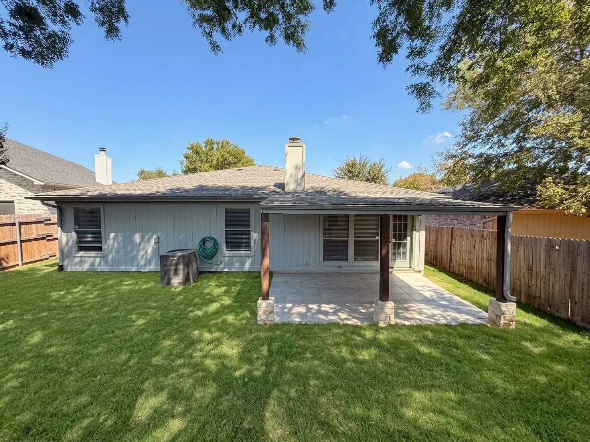 Single Family Residence For Sale in Tarrant County , 4040 Staghorn Circle N, Fort Worth, Texas 76137, 3 Bedroom, 2 Bathroom, 2 Garage spaces, 1,800 Sqft, built in 1992, mls#21380130, Real Estate Agent in Fort Worth, Homes For Sale in Tarrant county, Homes For Sale in Fort Worth, Realtor in Fort Worth Texas, Real Estate Brokerage Independent Realty Texas, Luminita Cordes Realtor