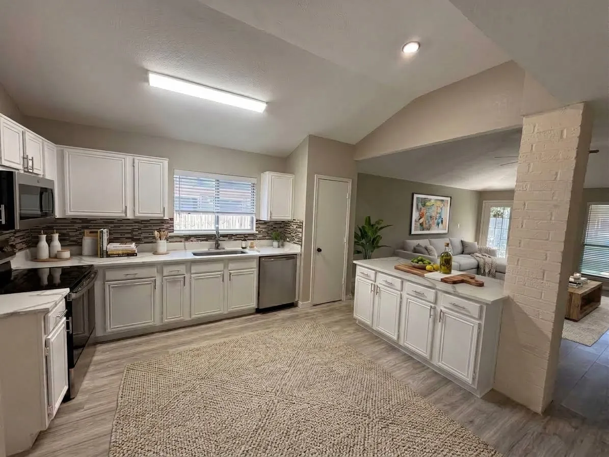 Single Family Residence For Sale in Tarrant County , 4040 Staghorn Circle N, Fort Worth, Texas 76137, 3 Bedroom, 2 Bathroom, 2 Garage spaces, 1,800 Sqft, built in 1992, mls#21380130, Real Estate Agent in Fort Worth, Homes For Sale in Tarrant county, Homes For Sale in Fort Worth, Realtor in Fort Worth Texas, Real Estate Brokerage Independent Realty Texas, Luminita Cordes Realtor