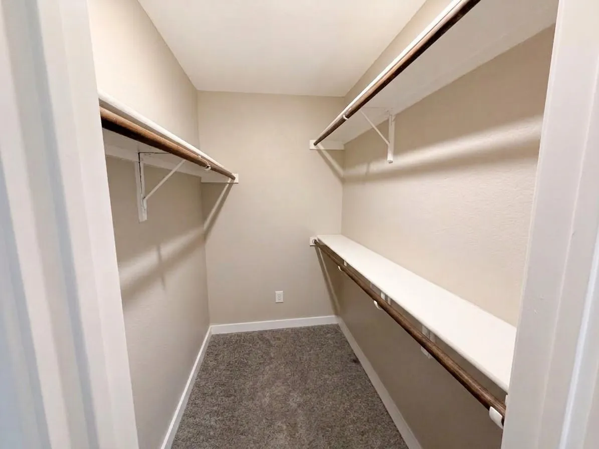 Single Family Residence For Sale in Tarrant County , 4040 Staghorn Circle N, Fort Worth, Texas 76137, 3 Bedroom, 2 Bathroom, 2 Garage spaces, 1,800 Sqft, built in 1992, mls#21380130, Real Estate Agent in Fort Worth, Homes For Sale in Tarrant county, Homes For Sale in Fort Worth, Realtor in Fort Worth Texas, Real Estate Brokerage Independent Realty Texas, Luminita Cordes Realtor