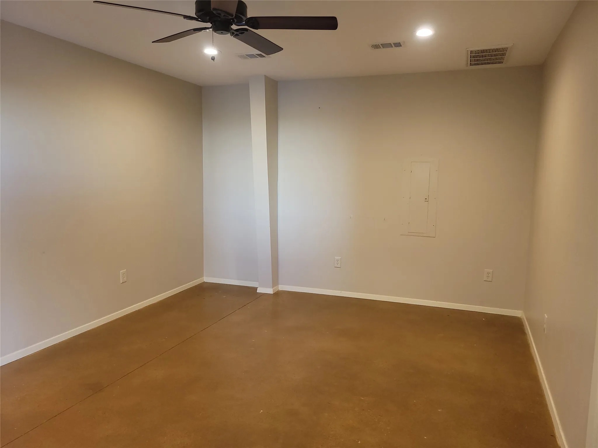 Office For Rent in Tarrant County , 578 Aviator Drive, Fort Worth, Texas 76179, 0, 0, Garage spaces, 0 Sqft, built in 1998, mls#21380181, Real Estate Agent in Fort Worth, Homes For Rent in Tarrant county, Homes For Rent in Fort Worth, Realtor in Fort Worth Texas, Real Estate Brokerage Independent Realty Texas, Luminita Cordes Realtor