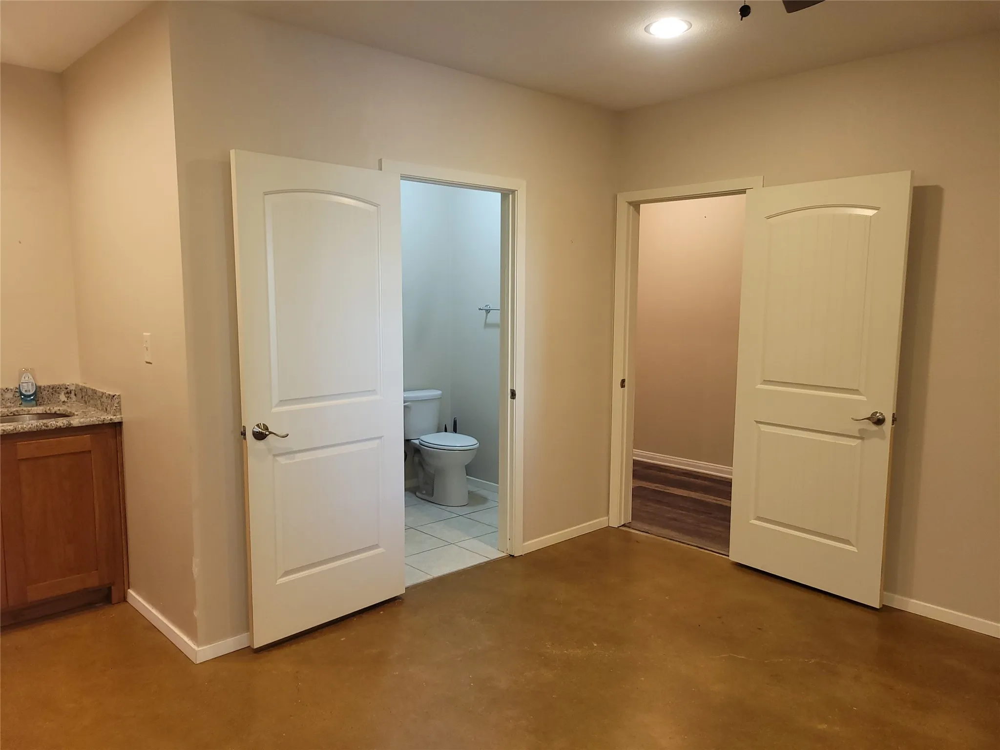 Office For Rent in Tarrant County , 578 Aviator Drive, Fort Worth, Texas 76179, 0, 0, Garage spaces, 0 Sqft, built in 1998, mls#21380181, Real Estate Agent in Fort Worth, Homes For Rent in Tarrant county, Homes For Rent in Fort Worth, Realtor in Fort Worth Texas, Real Estate Brokerage Independent Realty Texas, Luminita Cordes Realtor