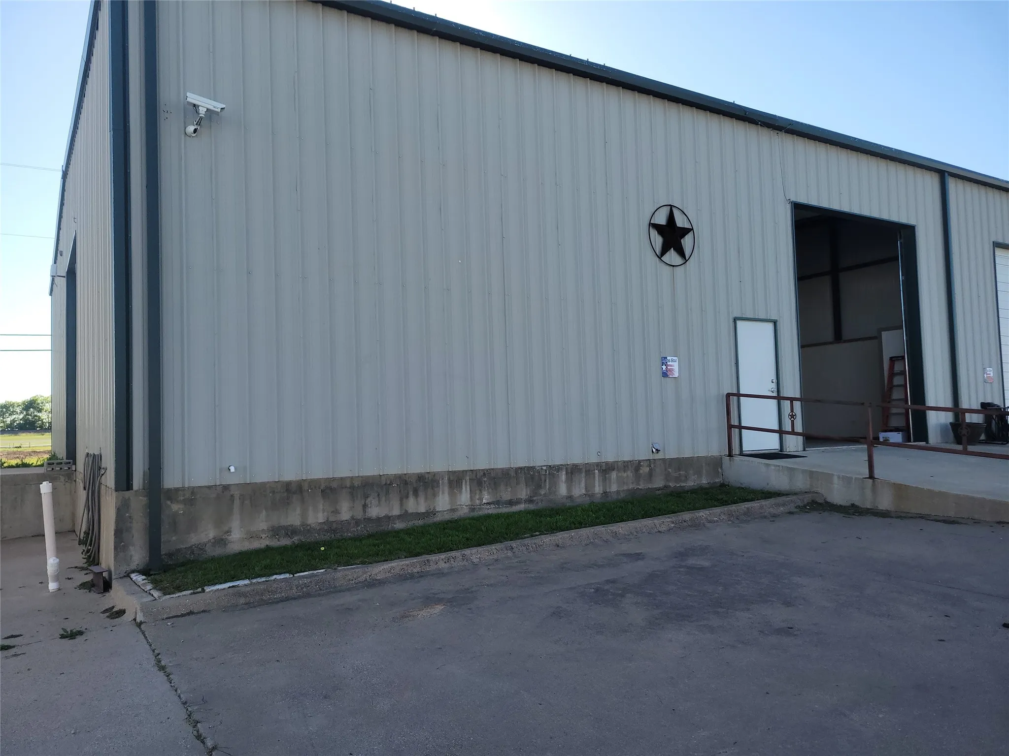 Office For Rent in Tarrant County , 578 Aviator Drive, Fort Worth, Texas 76179, 0, 0, Garage spaces, 0 Sqft, built in 1998, mls#21380181, Real Estate Agent in Fort Worth, Homes For Rent in Tarrant county, Homes For Rent in Fort Worth, Realtor in Fort Worth Texas, Real Estate Brokerage Independent Realty Texas, Luminita Cordes Realtor