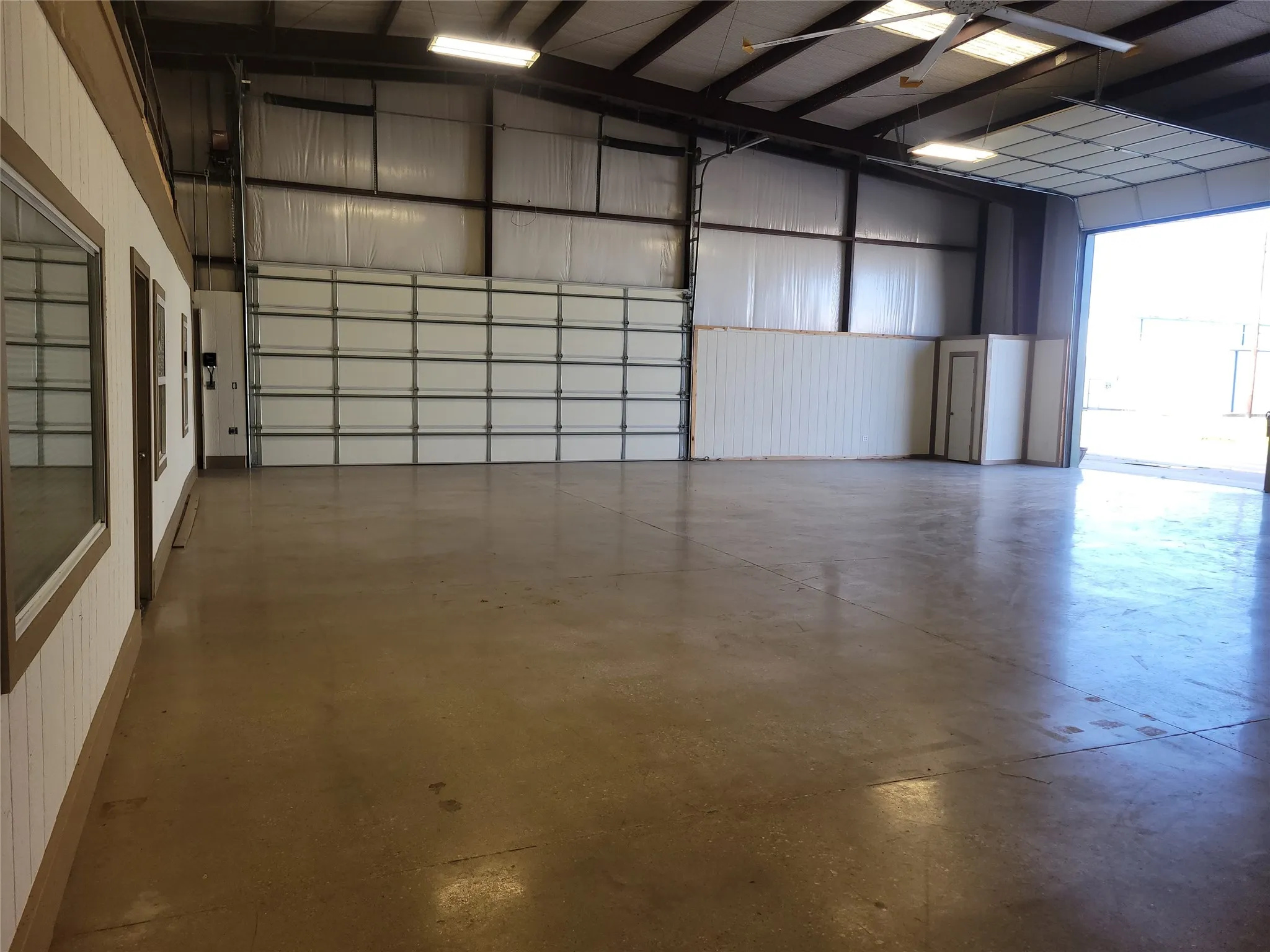 Office For Rent in Tarrant County , 578 Aviator Drive, Fort Worth, Texas 76179, 0, 0, Garage spaces, 0 Sqft, built in 1998, mls#21380181, Real Estate Agent in Fort Worth, Homes For Rent in Tarrant county, Homes For Rent in Fort Worth, Realtor in Fort Worth Texas, Real Estate Brokerage Independent Realty Texas, Luminita Cordes Realtor