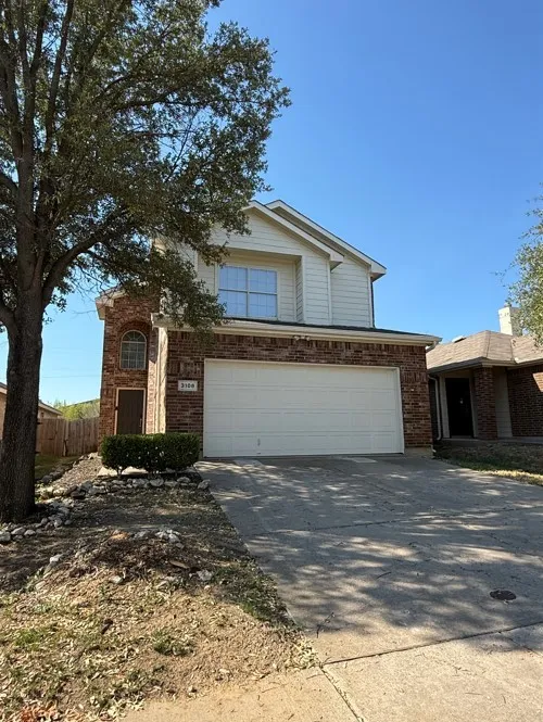 Single Family Residence For Rent in Tarrant County , 3108 Spotted Owl Drive, Fort Worth, Texas 76244, 3 Bedroom, 3 Bathroom, 2 Garage spaces, 1,789 Sqft, built in 2006, mls#21380189, Real Estate Agent in Fort Worth, Homes For Rent in Tarrant county, Homes For Rent in Fort Worth, Realtor in Fort Worth Texas, Real Estate Brokerage Independent Realty Texas, Luminita Cordes Realtor