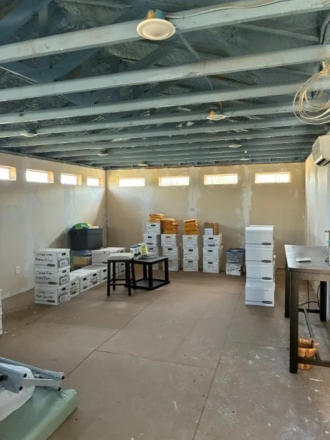 Industrial For Sale in Kaufman County , 19059 State Highway 274 Highway, Kemp, Texas 75143, 0, 0, Garage spaces, 0 Sqft, built in 1976, mls#21379627, Real Estate Agent in Kemp, Homes For Sale in Kaufman county, Homes For Sale in Kemp, Realtor in Kemp Texas, Real Estate Brokerage Independent Realty Texas, Luminita Cordes Realtor