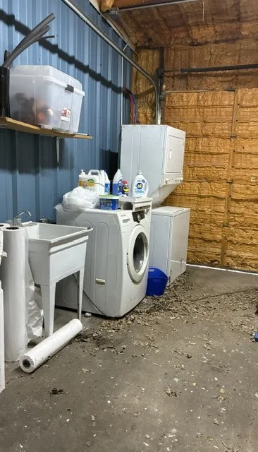 Industrial For Sale in Kaufman County , 19059 State Highway 274 Highway, Kemp, Texas 75143, 0, 0, Garage spaces, 0 Sqft, built in 1976, mls#21379627, Real Estate Agent in Kemp, Homes For Sale in Kaufman county, Homes For Sale in Kemp, Realtor in Kemp Texas, Real Estate Brokerage Independent Realty Texas, Luminita Cordes Realtor
