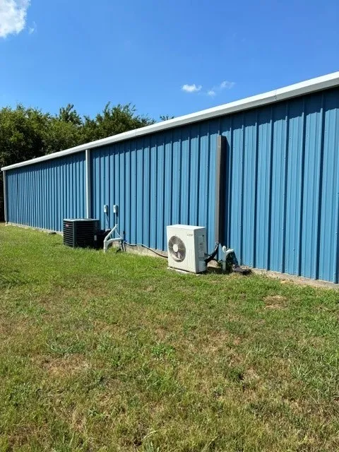 Industrial For Sale in Kaufman County , 19059 State Highway 274 Highway, Kemp, Texas 75143, 0, 0, Garage spaces, 0 Sqft, built in 1976, mls#21379627, Real Estate Agent in Kemp, Homes For Sale in Kaufman county, Homes For Sale in Kemp, Realtor in Kemp Texas, Real Estate Brokerage Independent Realty Texas, Luminita Cordes Realtor