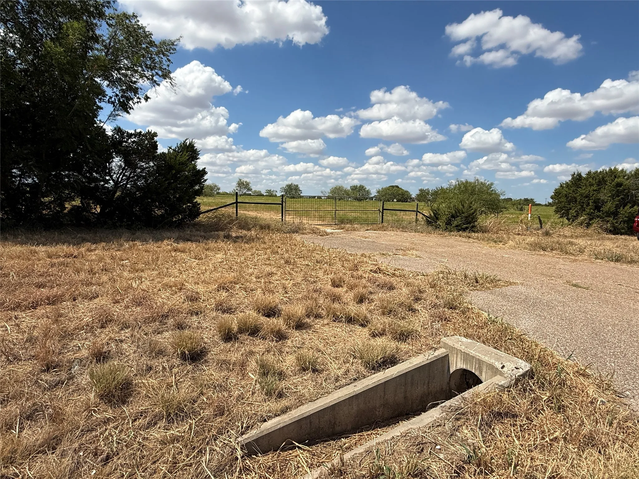 Unimproved Land For Sale in Mc Lennan County , TBD 141.624 +/- ac HWY 6 Highway, Crawford, Texas 76638, 0, 0, Garage spaces, 0 Sqft, built in 0, mls#21360645, Real Estate Agent in Crawford, Homes For Sale in Mc Lennan county, Homes For Sale in Crawford, Realtor in Crawford Texas, Real Estate Brokerage Independent Realty Texas, Luminita Cordes Realtor