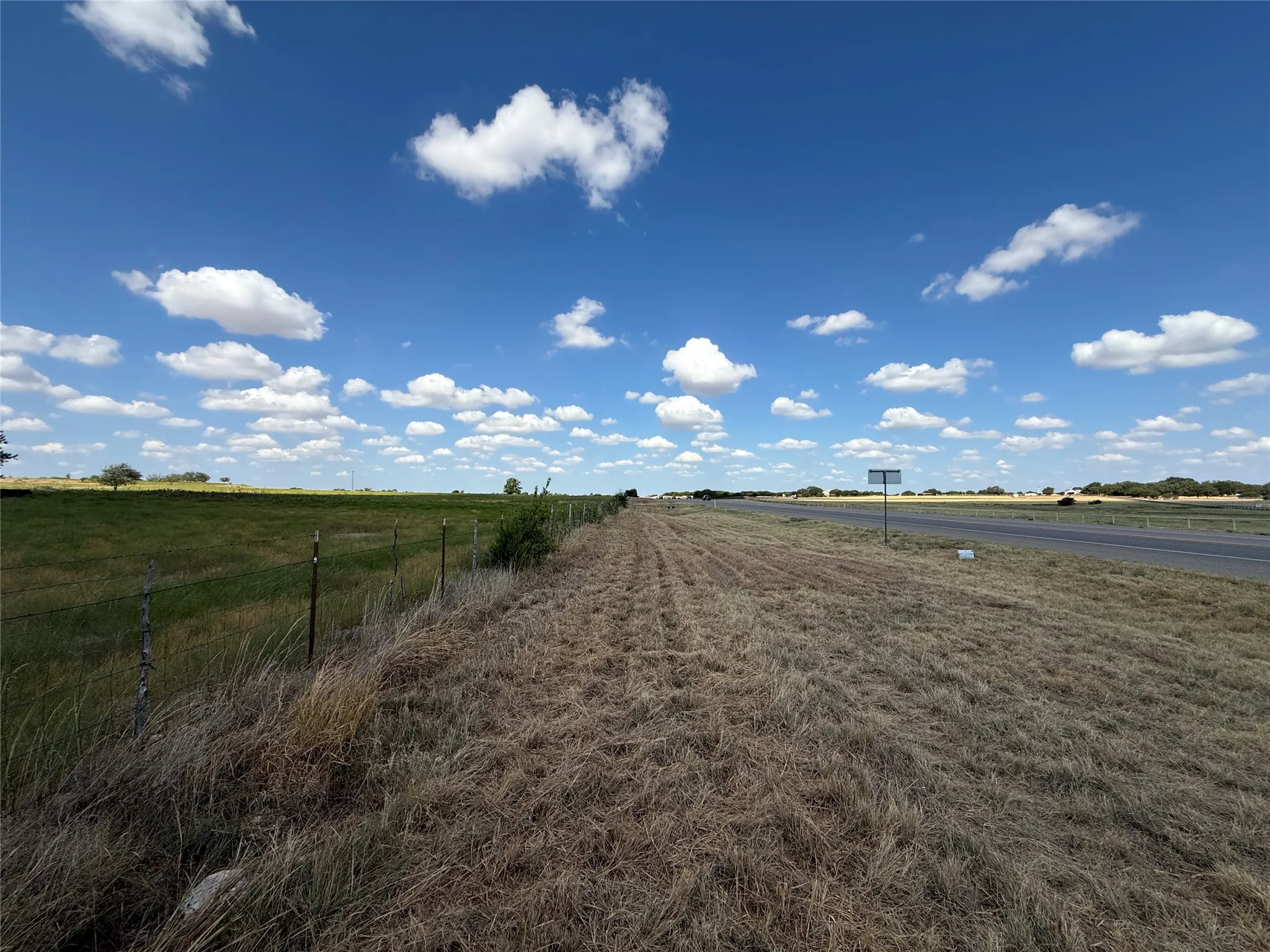 Unimproved Land For Sale in Mc Lennan County , TBD 141.624 +/- ac HWY 6 Highway, Crawford, Texas 76638, 0, 0, Garage spaces, 0 Sqft, built in 0, mls#21360645, Real Estate Agent in Crawford, Homes For Sale in Mc Lennan county, Homes For Sale in Crawford, Realtor in Crawford Texas, Real Estate Brokerage Independent Realty Texas, Luminita Cordes Realtor