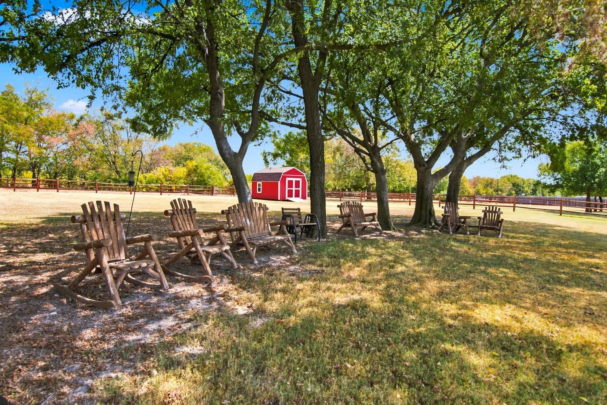 Single Family Residence For Sale in Tarrant County , 14024 Edgemon Way, Newark, Texas 76071, 5 Bedroom, 4 Bathroom, 3 Garage spaces, 3,456 Sqft, built in 2006, mls#21378525, Real Estate Agent in Newark, Homes For Sale in Tarrant county, Homes For Sale in Newark, Realtor in Newark Texas, Real Estate Brokerage Independent Realty Texas, Luminita Cordes Realtor