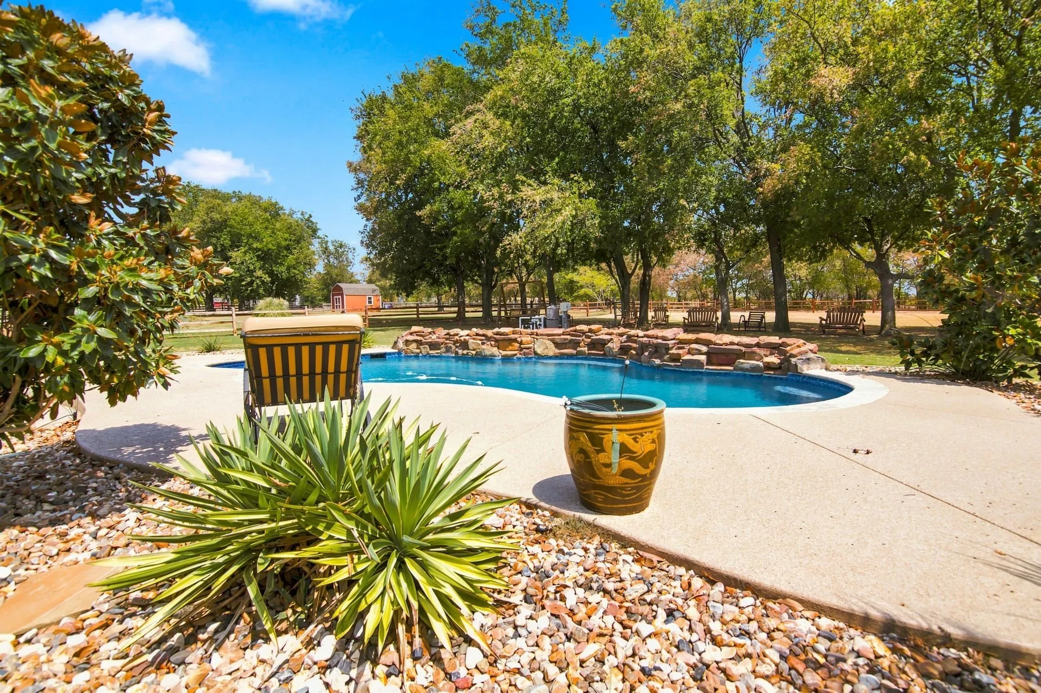 Single Family Residence For Sale in Tarrant County , 14024 Edgemon Way, Newark, Texas 76071, 5 Bedroom, 4 Bathroom, 3 Garage spaces, 3,456 Sqft, built in 2006, mls#21378525, Real Estate Agent in Newark, Homes For Sale in Tarrant county, Homes For Sale in Newark, Realtor in Newark Texas, Real Estate Brokerage Independent Realty Texas, Luminita Cordes Realtor