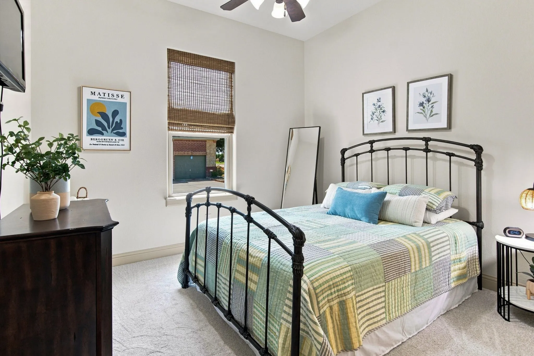 Single Family Residence For Sale in Tarrant County , 14024 Edgemon Way, Newark, Texas 76071, 5 Bedroom, 4 Bathroom, 3 Garage spaces, 3,456 Sqft, built in 2006, mls#21378525, Real Estate Agent in Newark, Homes For Sale in Tarrant county, Homes For Sale in Newark, Realtor in Newark Texas, Real Estate Brokerage Independent Realty Texas, Luminita Cordes Realtor