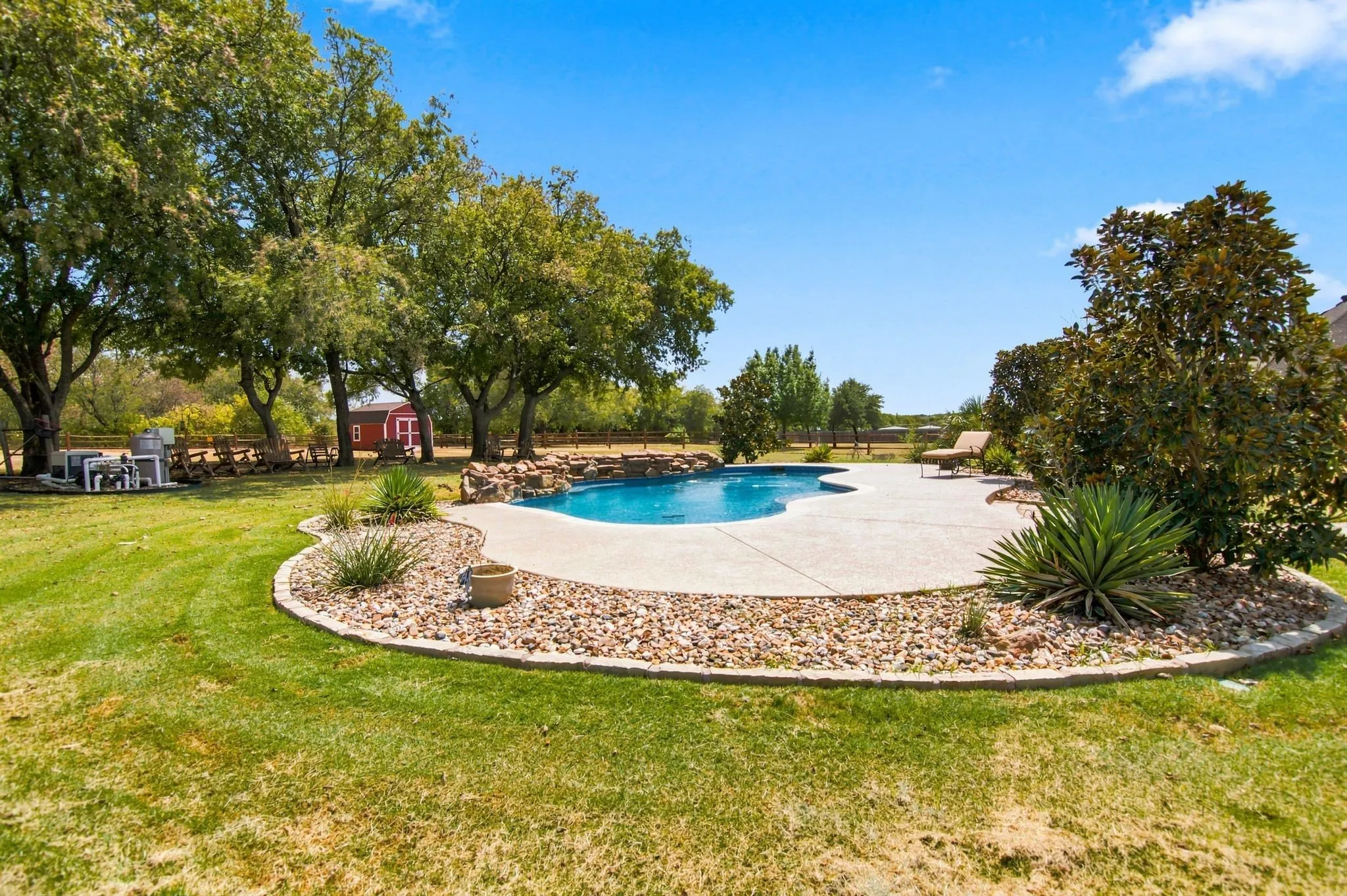Single Family Residence For Sale in Tarrant County , 14024 Edgemon Way, Newark, Texas 76071, 5 Bedroom, 4 Bathroom, 3 Garage spaces, 3,456 Sqft, built in 2006, mls#21378525, Real Estate Agent in Newark, Homes For Sale in Tarrant county, Homes For Sale in Newark, Realtor in Newark Texas, Real Estate Brokerage Independent Realty Texas, Luminita Cordes Realtor